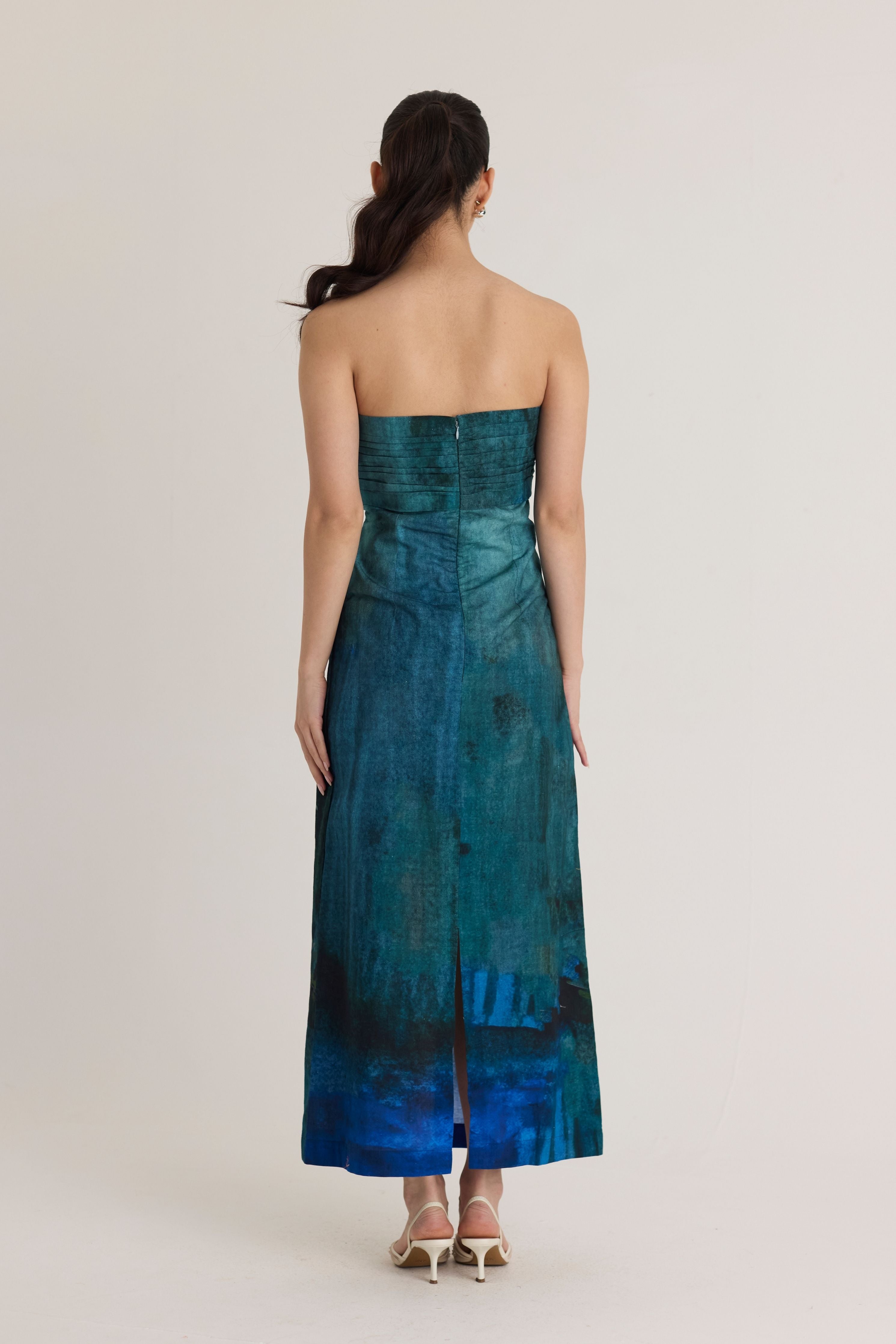 Dilly Dally Dress