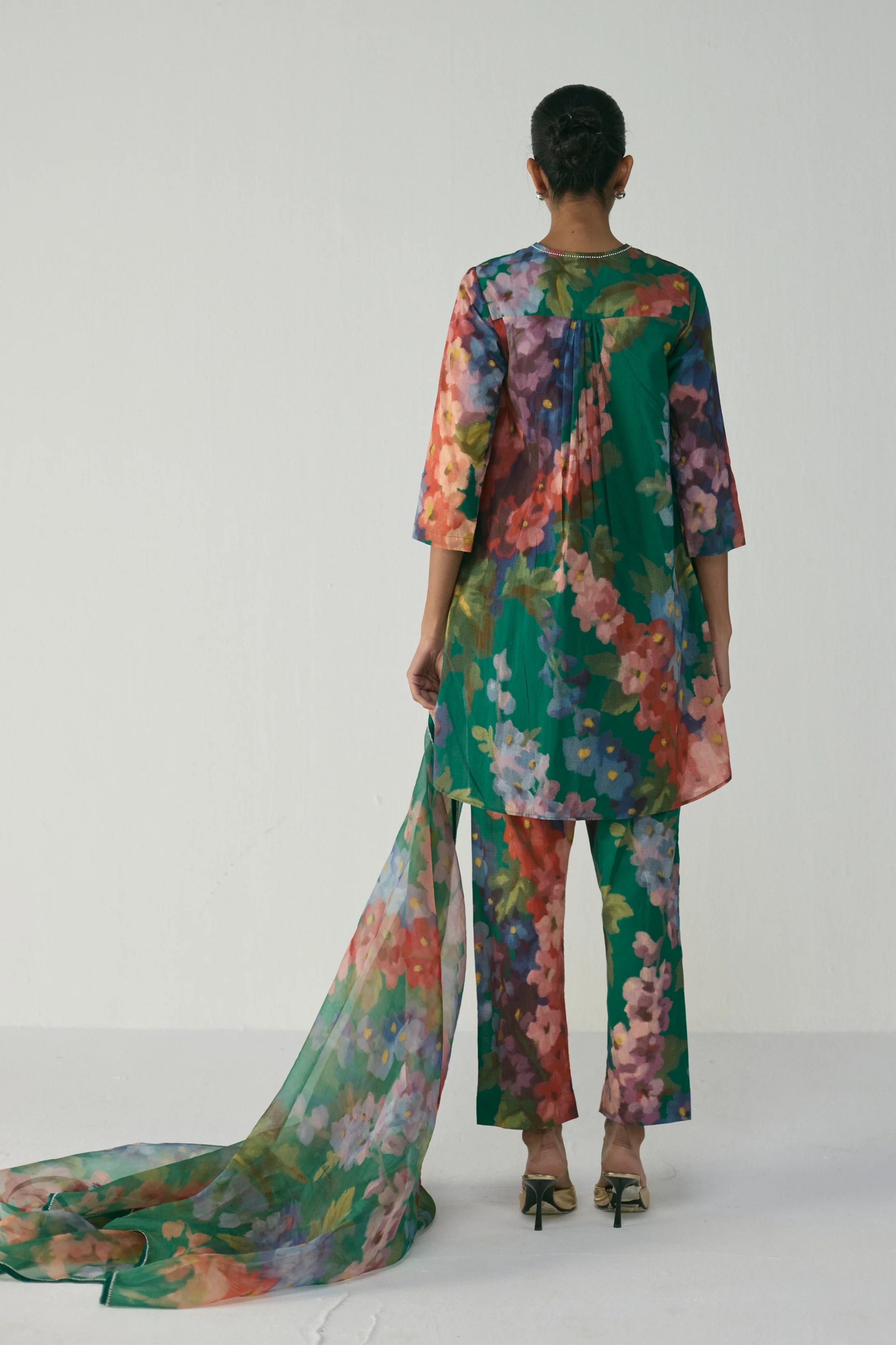 Thea Short Kurta Set