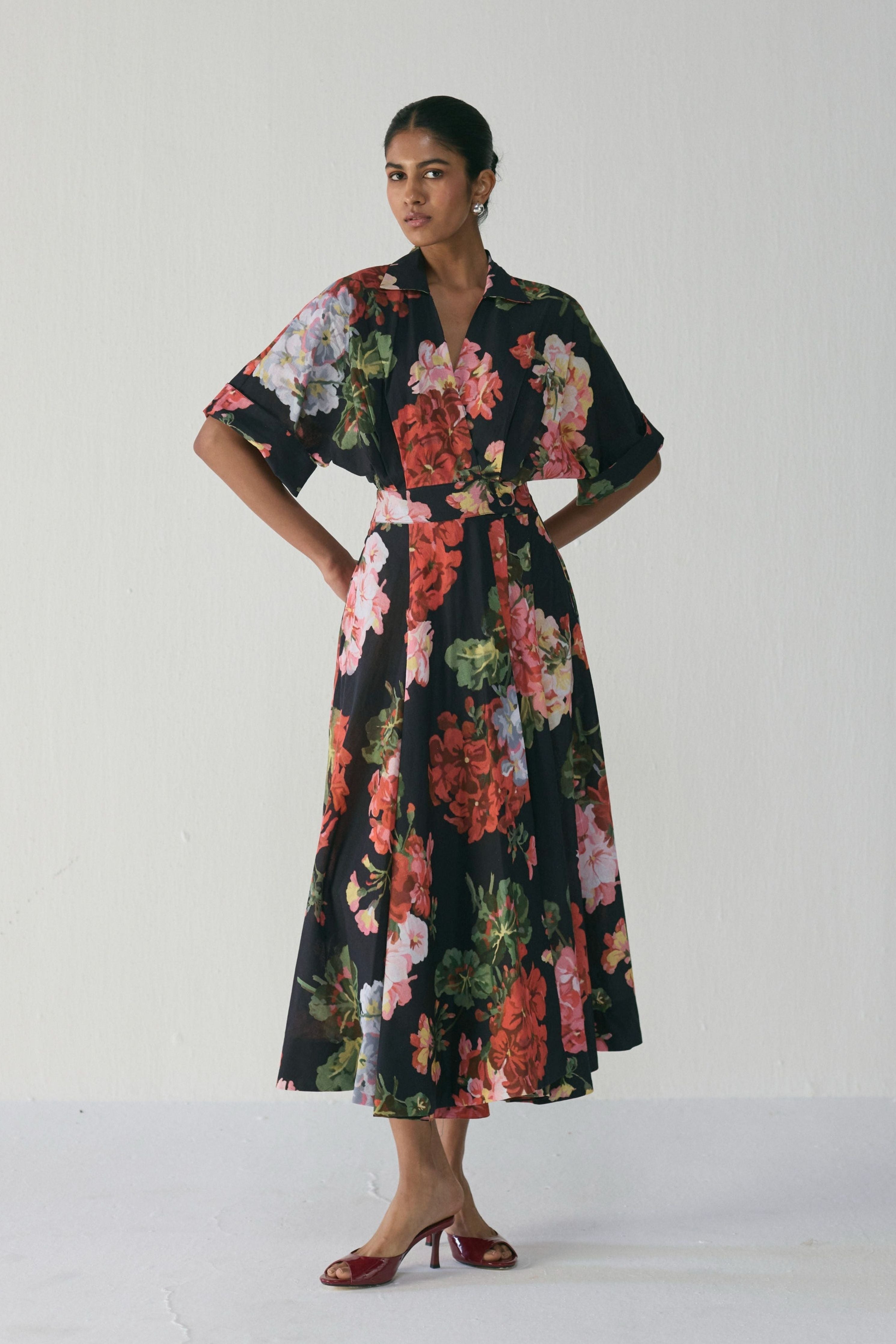 Bloody Marry Long Collar Dress