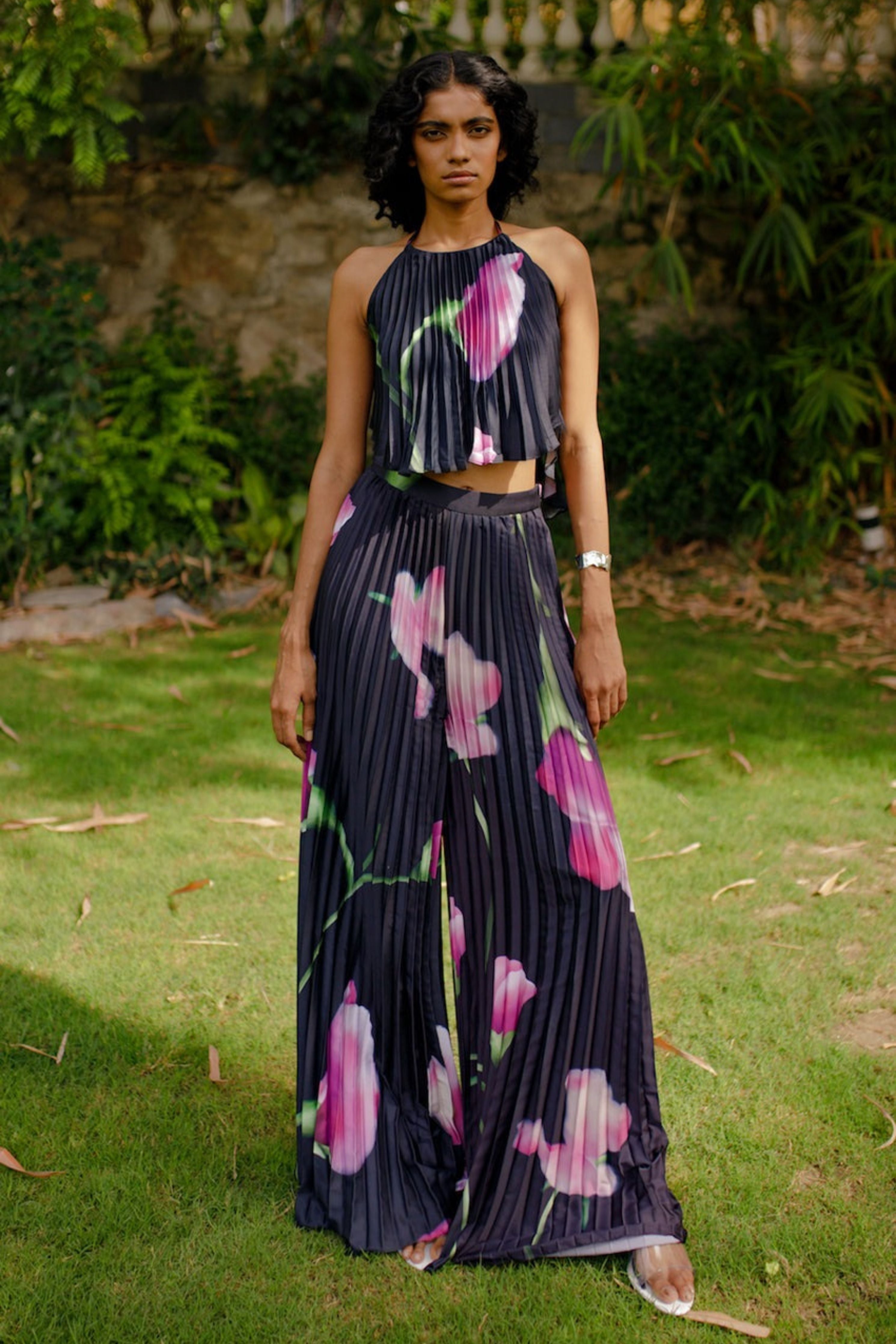 Clove Top