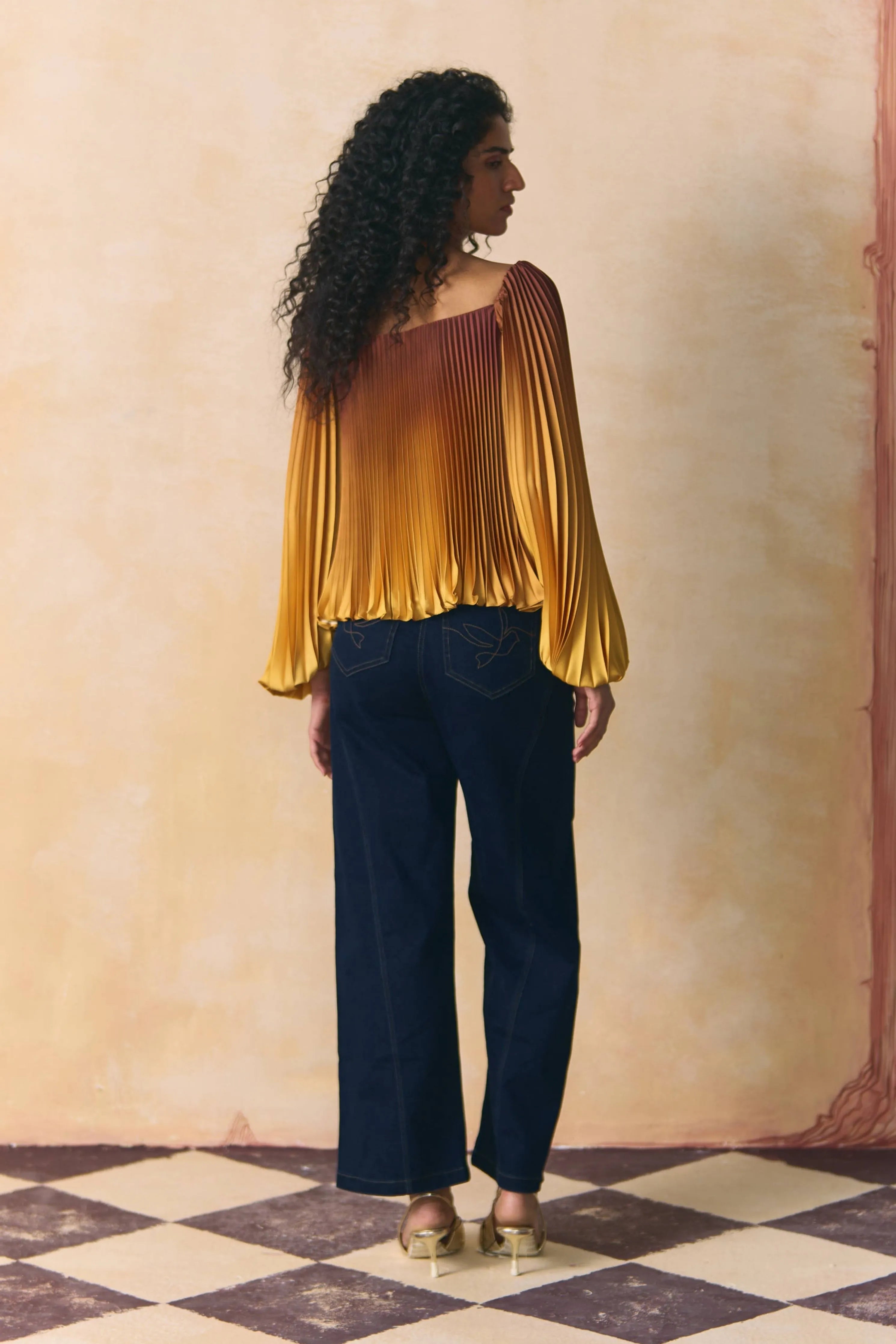 Lumina Top