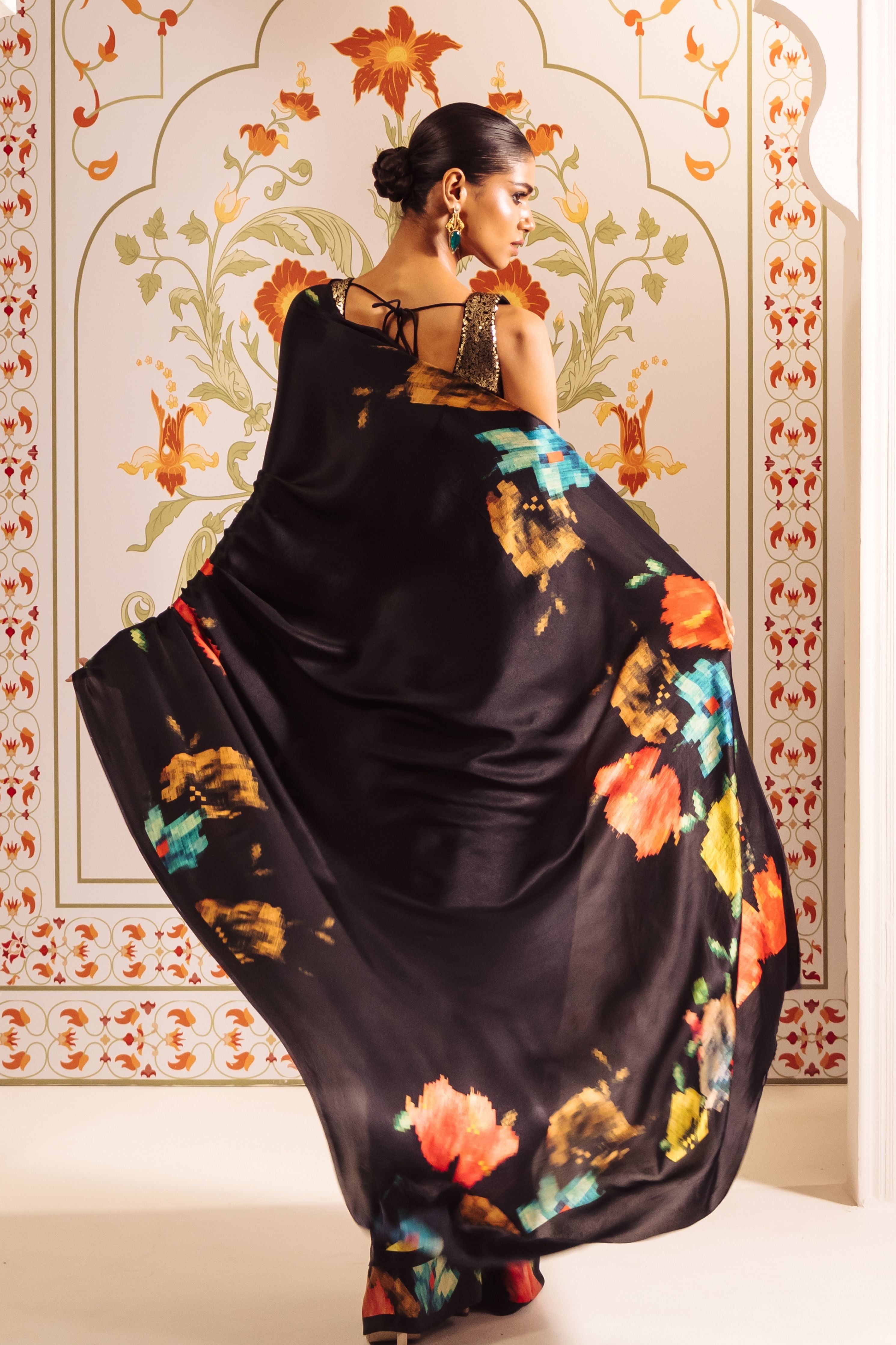 Zeba Black Saree