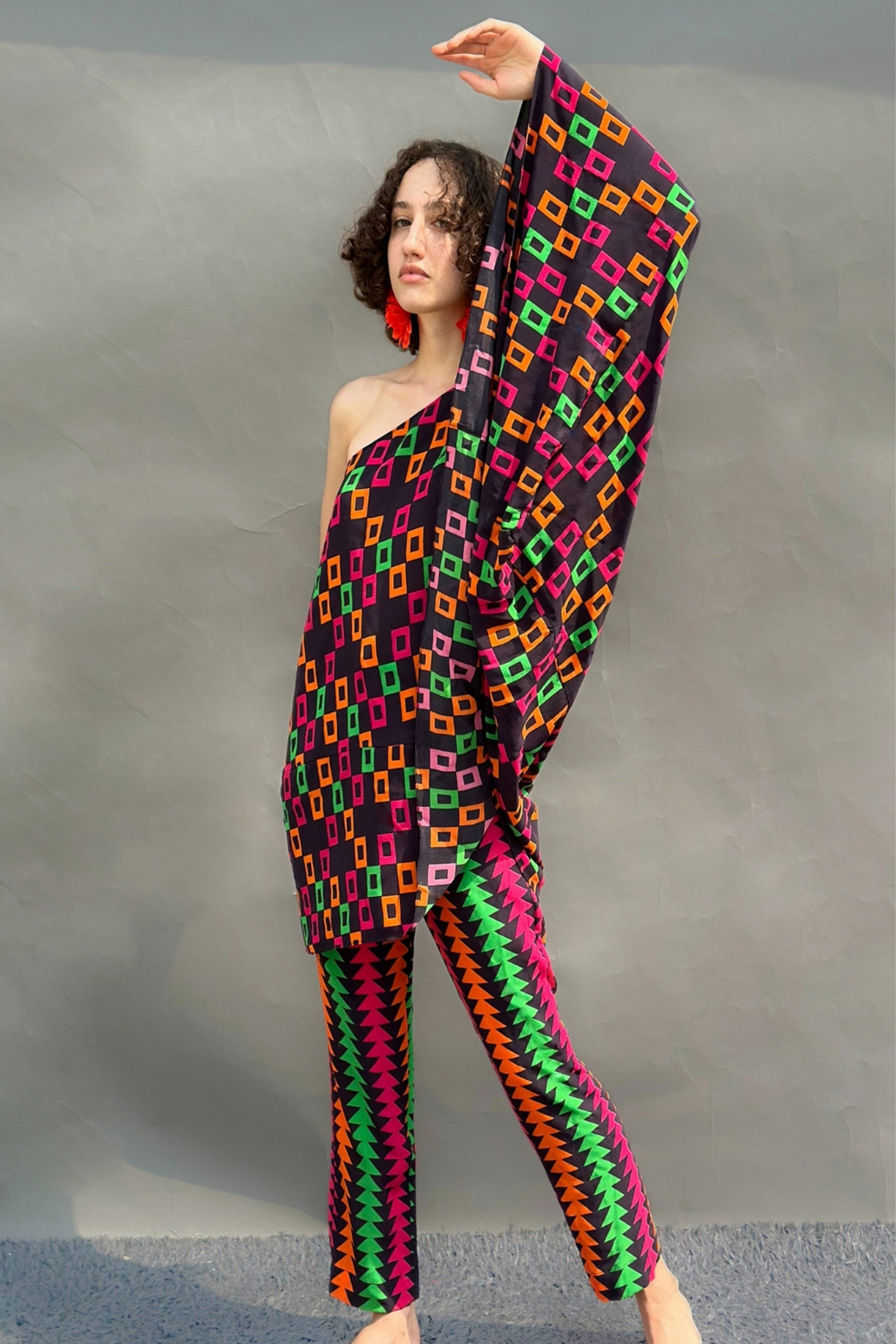 Zig Zag Print Cowl Sleeve Co-Ord Set