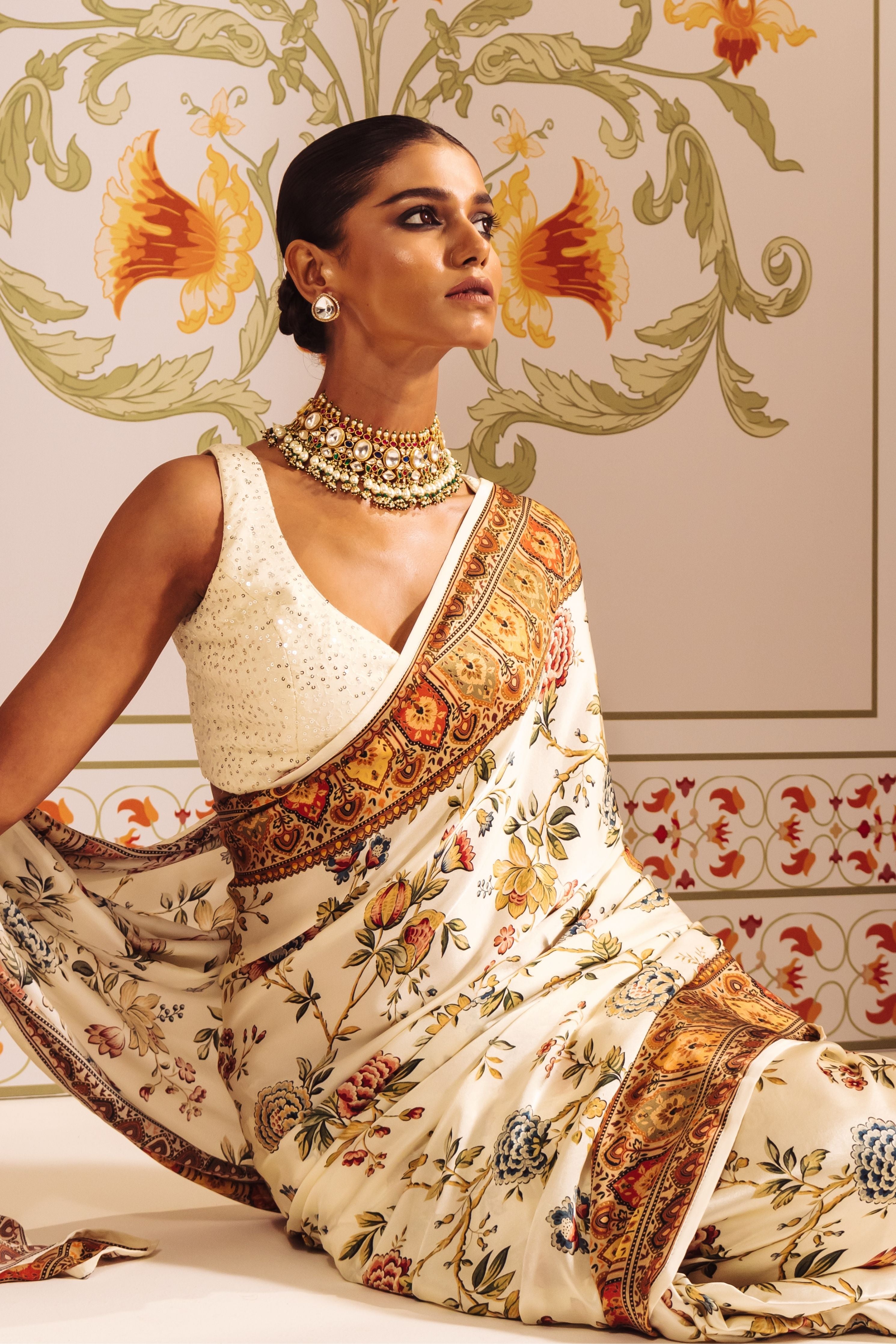 Zoya White Saree