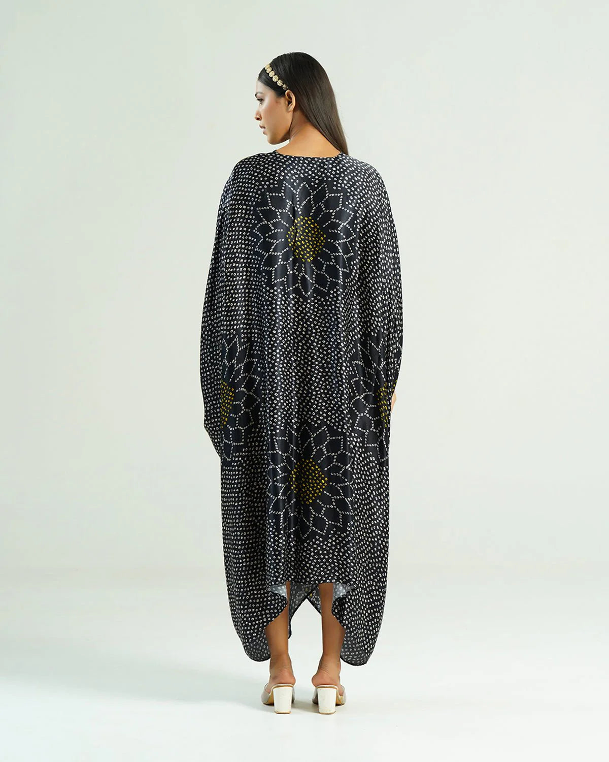 Bandhej Kaftan In Black & Gold