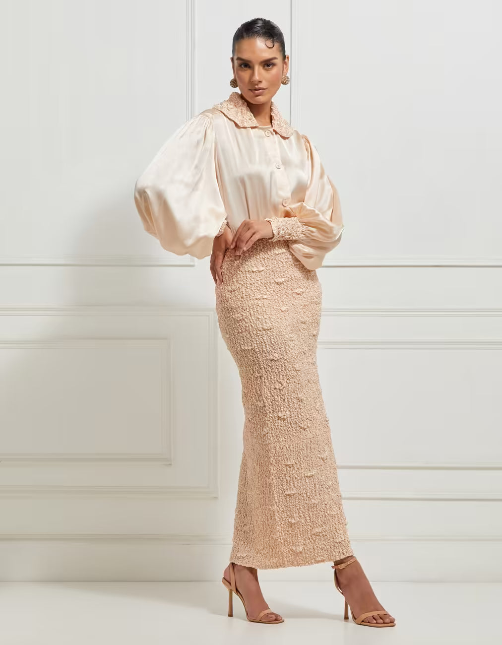 Wave Smocked Pencil Skirt In Beige