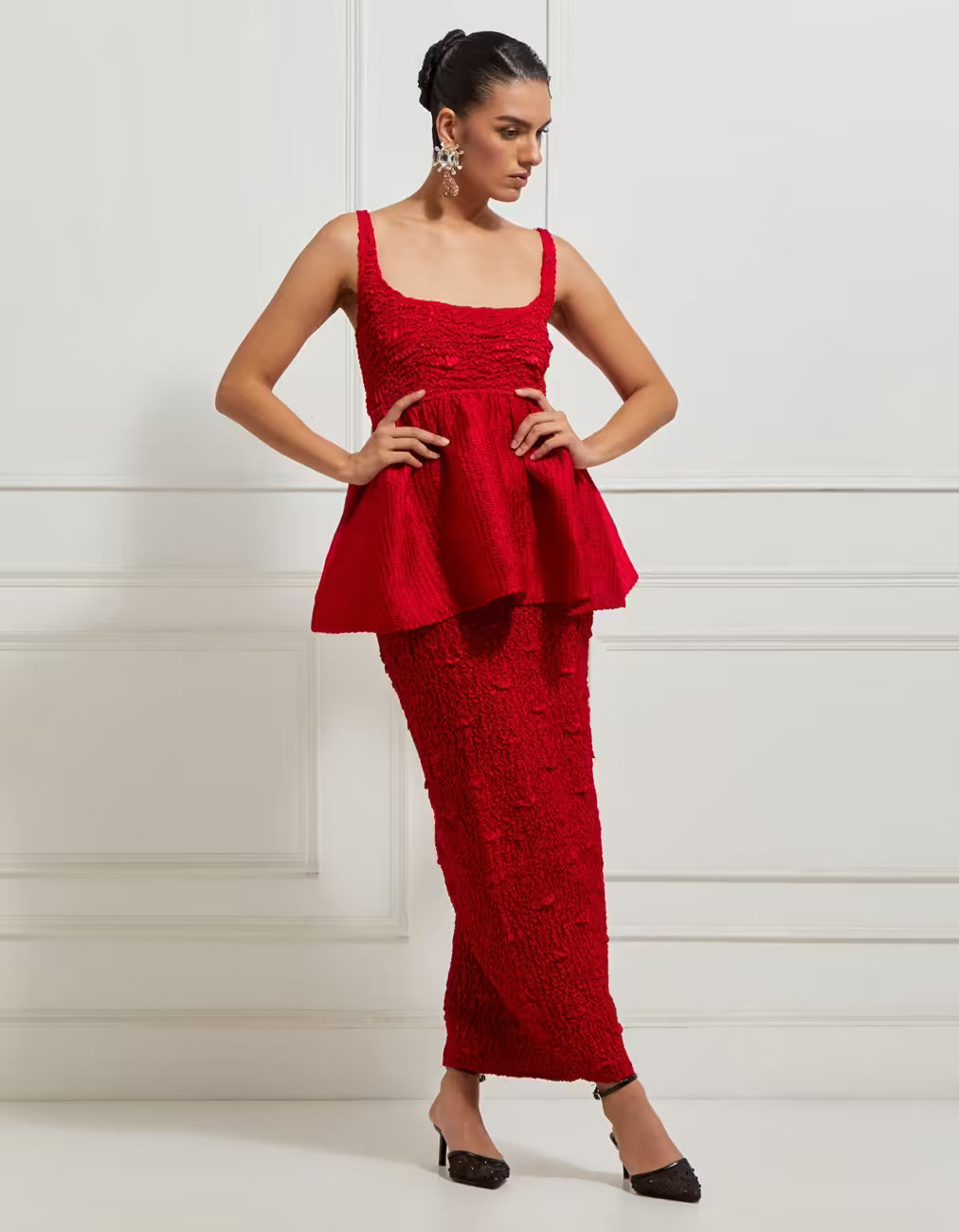 Wave Smocked Pencil Skirt In Red