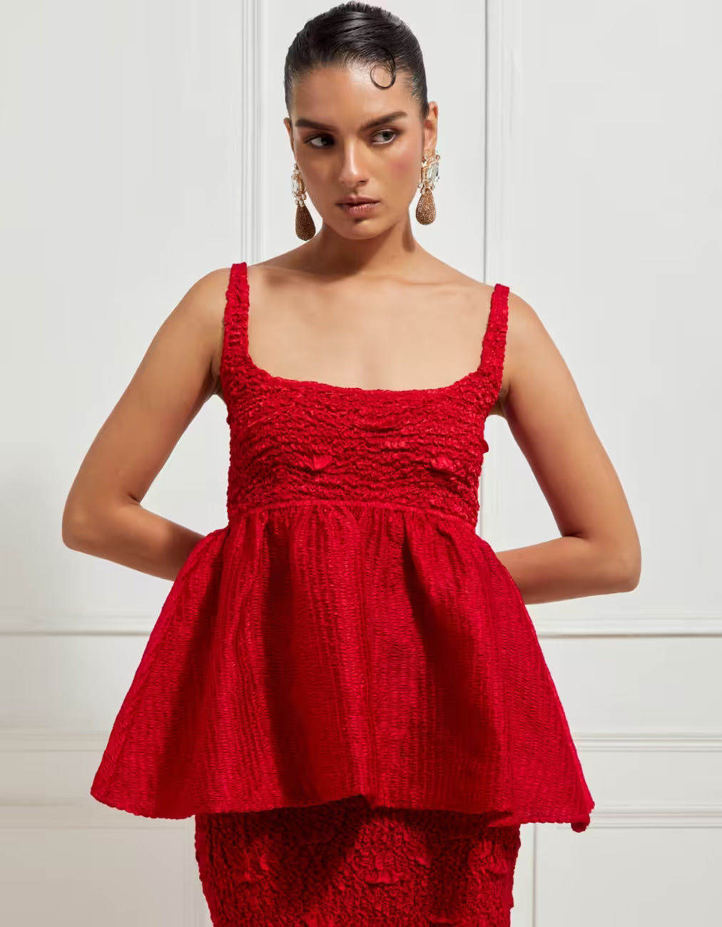 Wave Smocked Pencil Skirt In Red