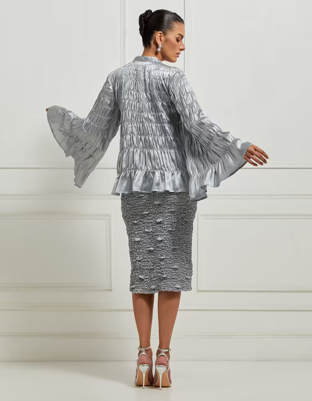 Cropped Fitted Skirt In Silver