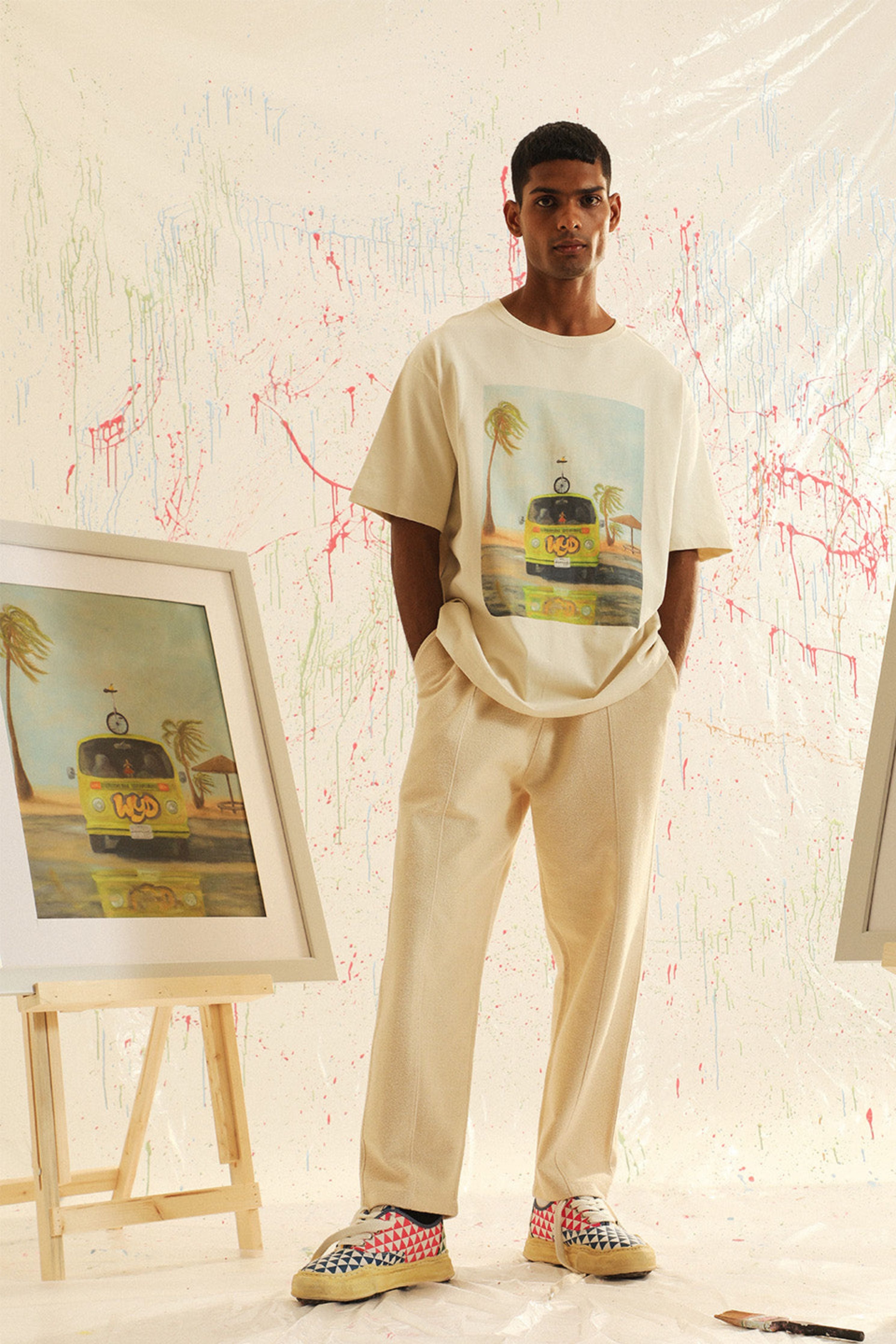 WOBBLER BEETLE ARTIST T - SHIRT