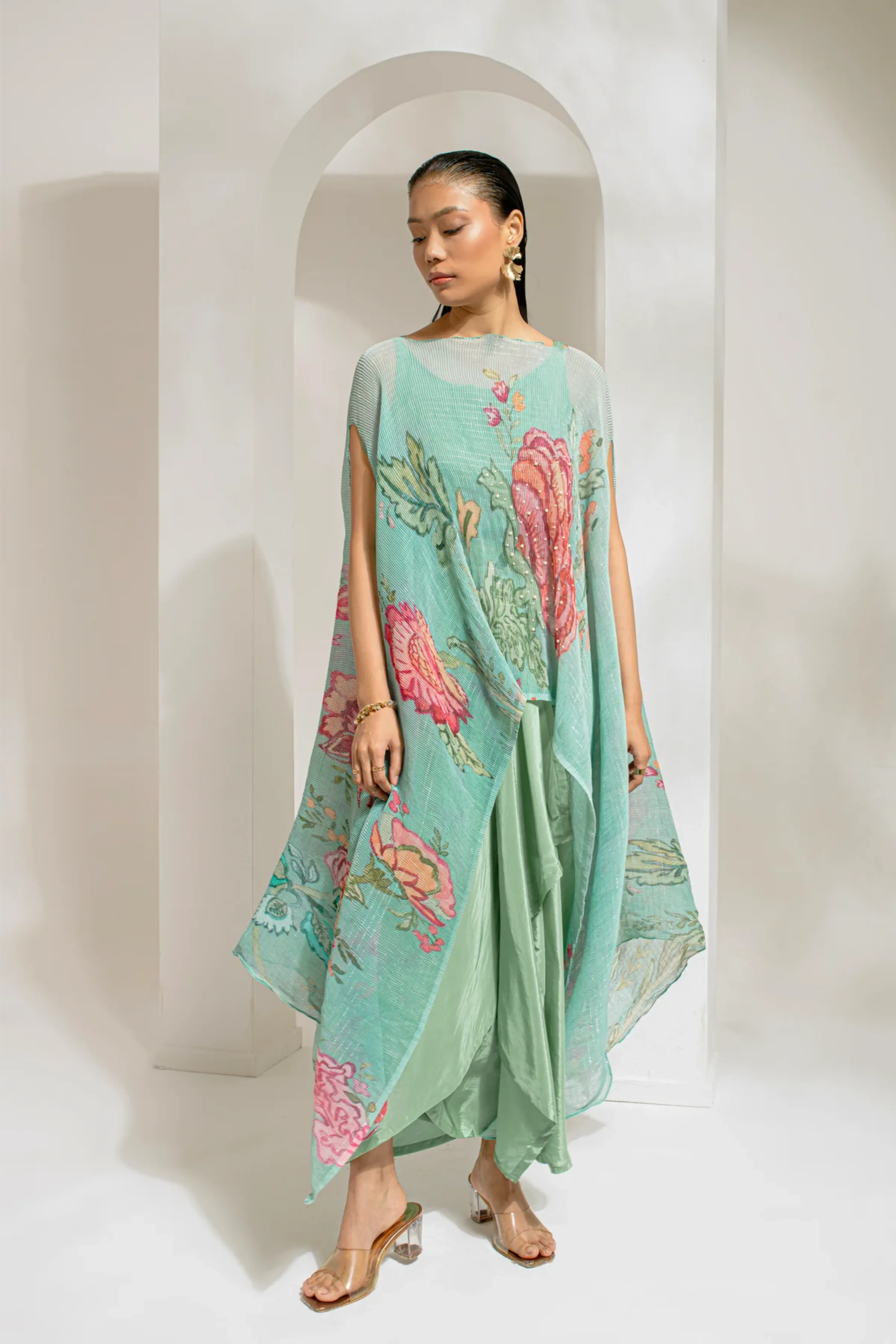 EMERALD GREEN KAFTAN PAIRED WITH DHOTI