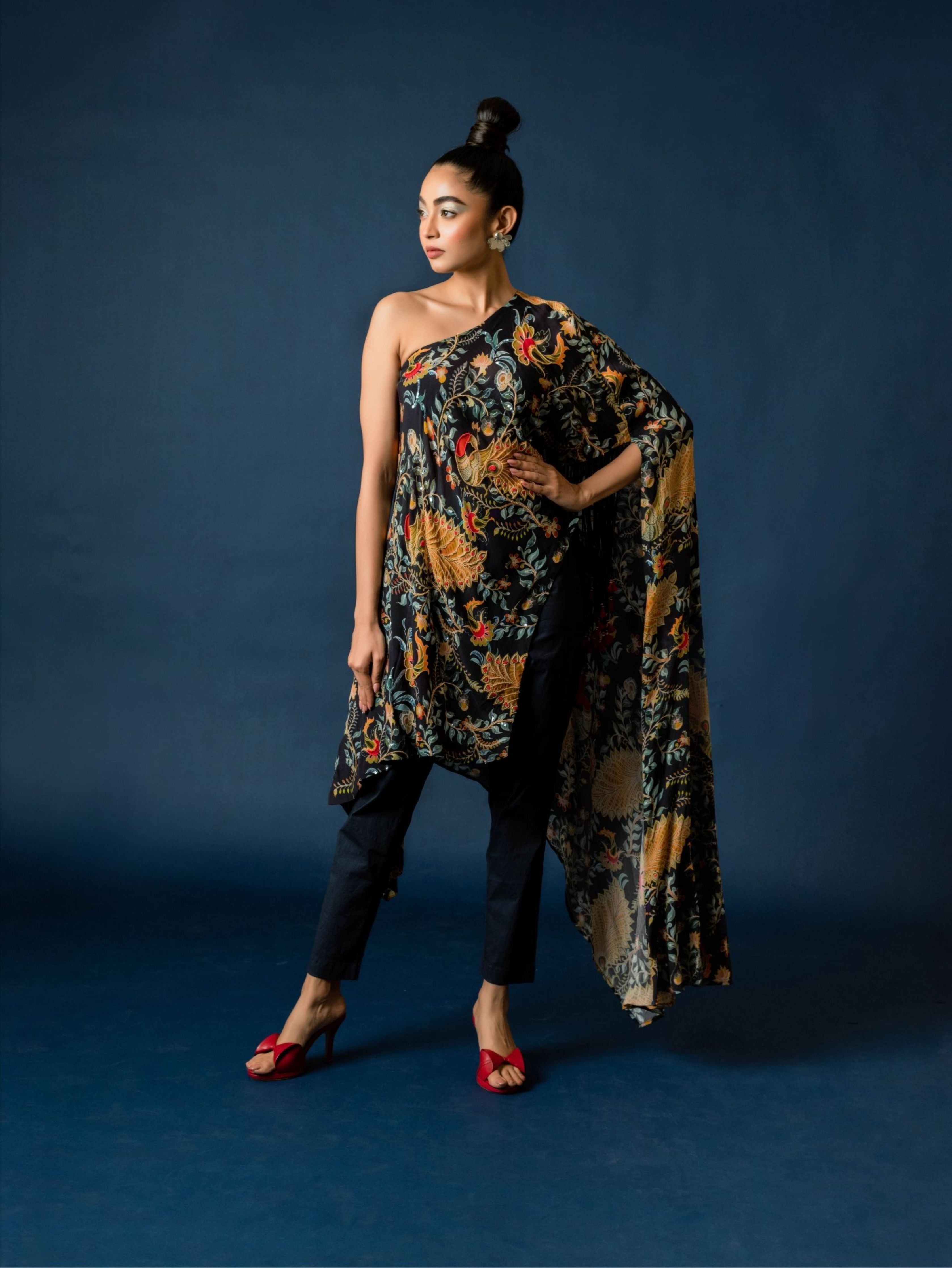 Printed One Shoulder Cape With Pants And Bustier