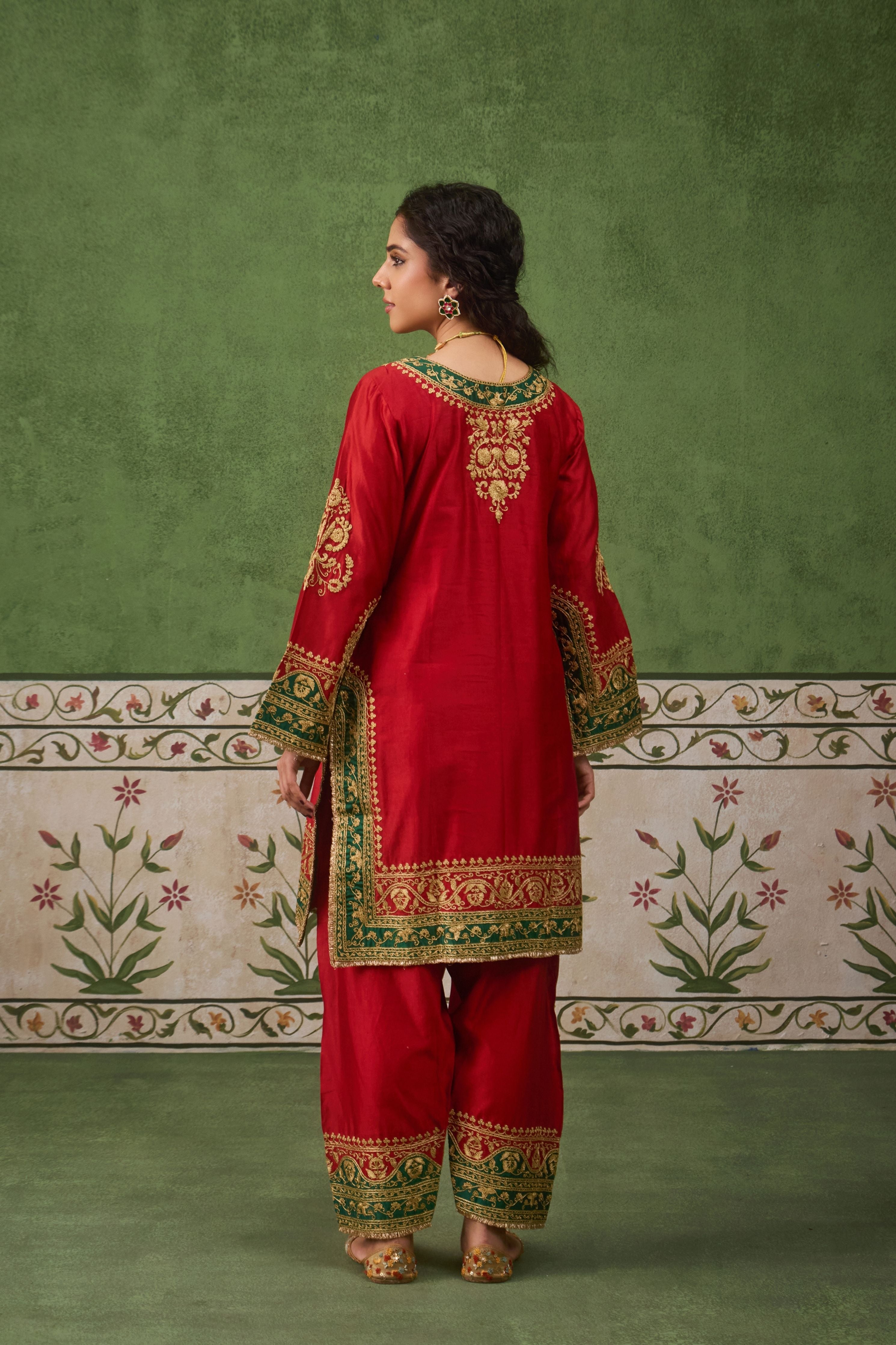 Inayat 2.0 Red Green Kurta Set