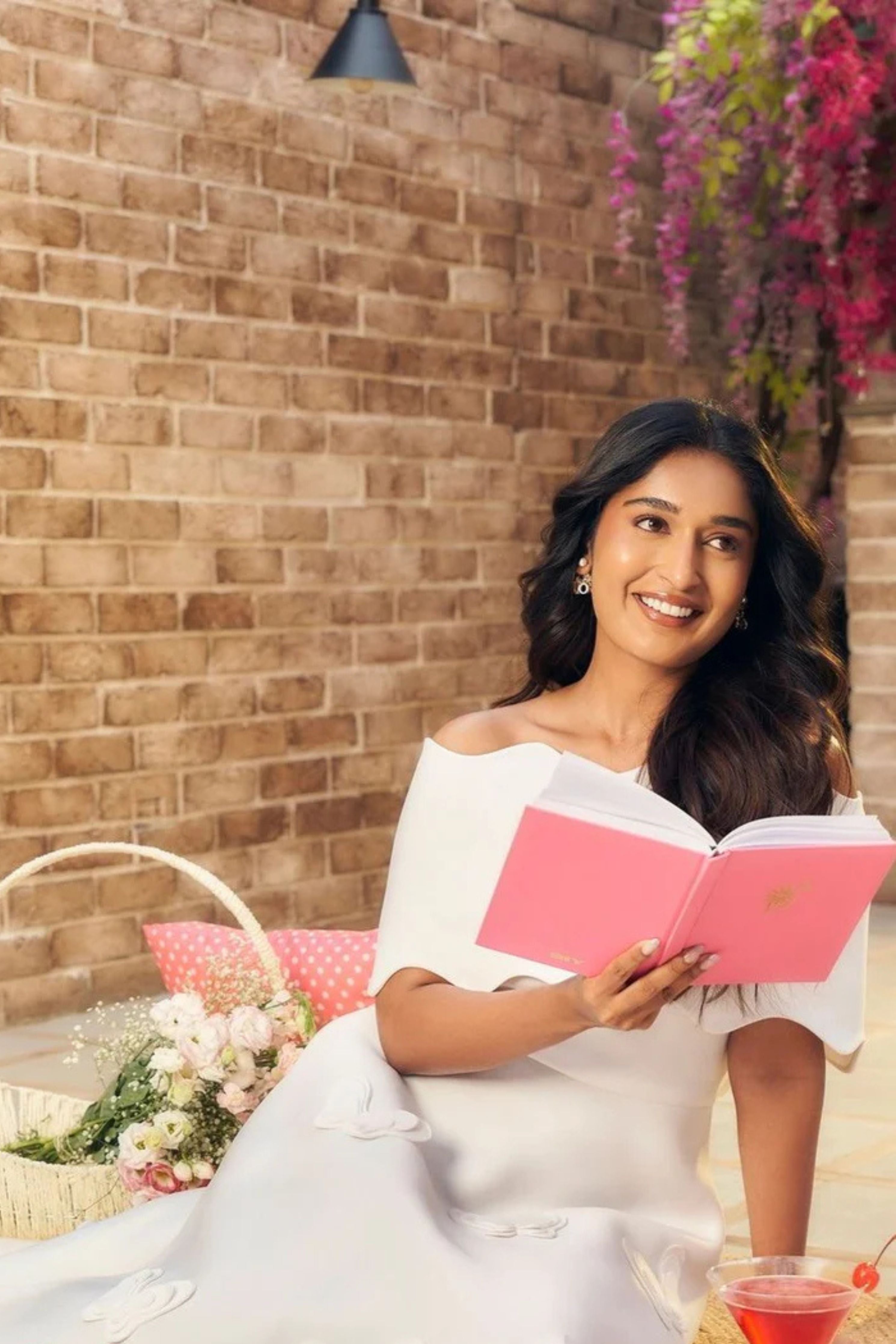 Niharika NM in Amyra
