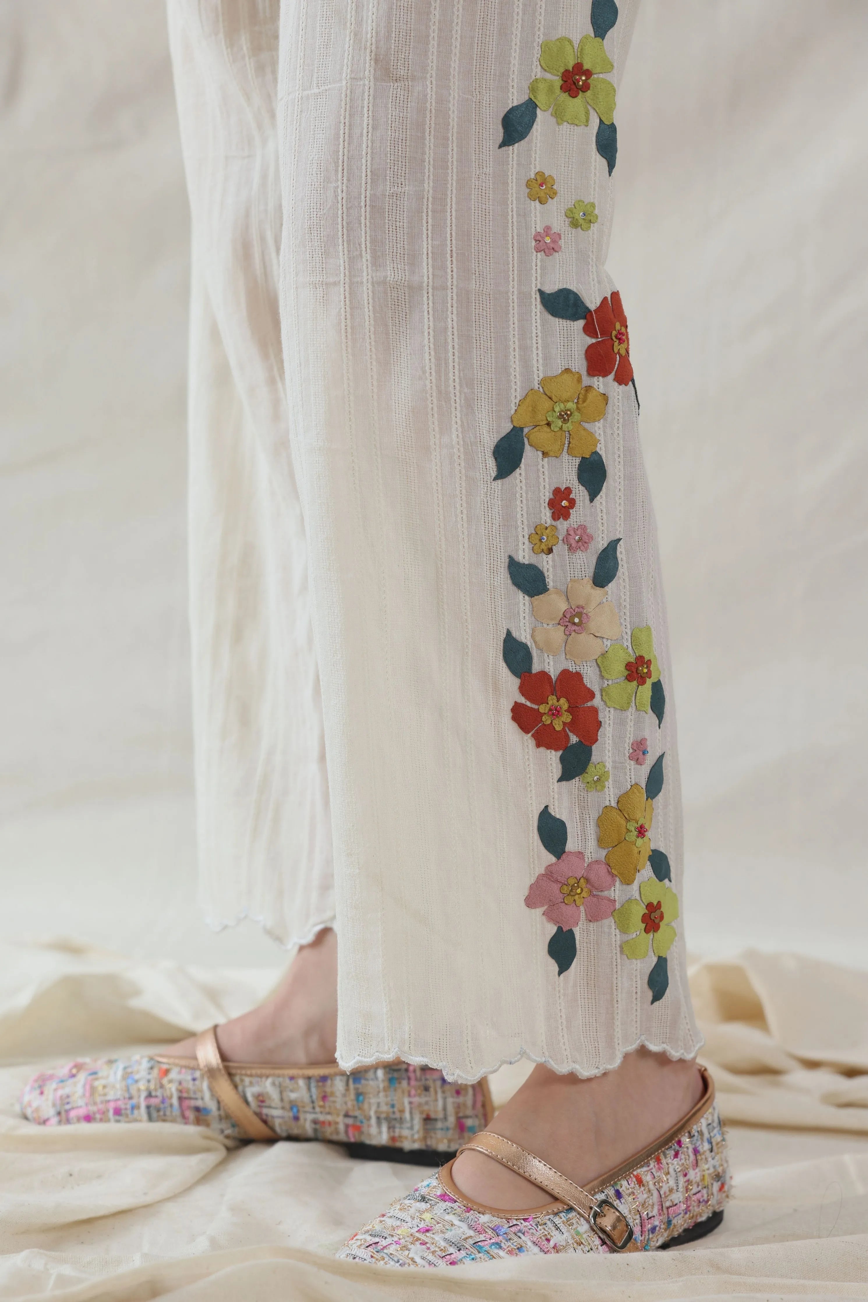 Off White Hand Woven Cotton Silk Bottom