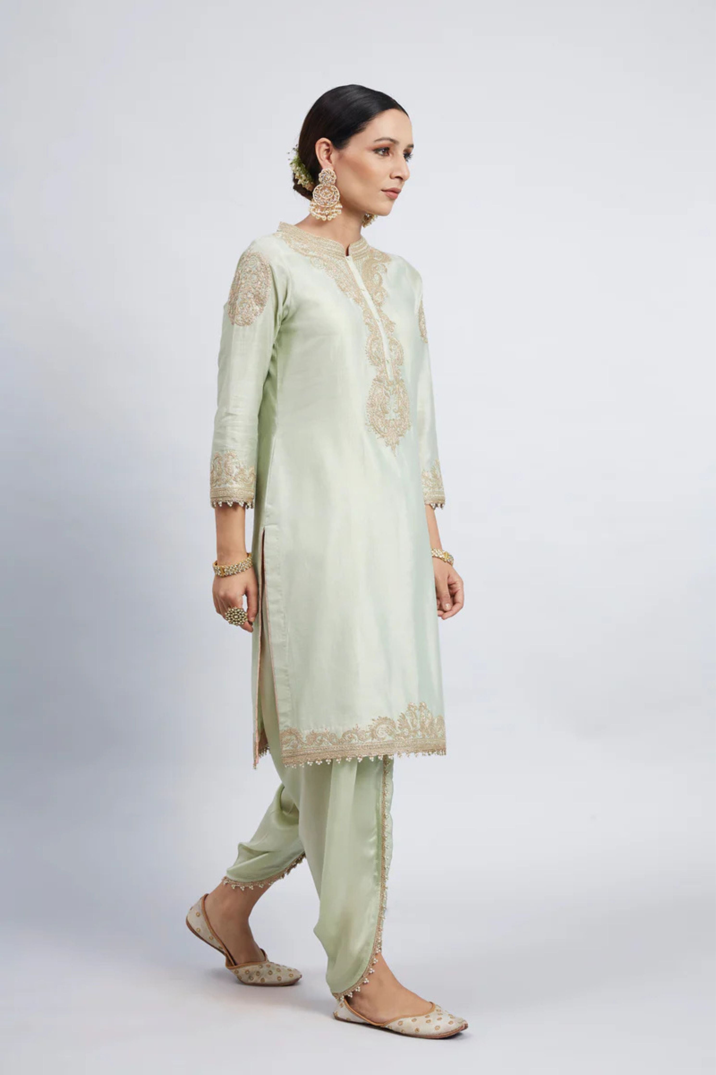 Aabisah- Mint Green Embroidered Kurta With Dhoti
