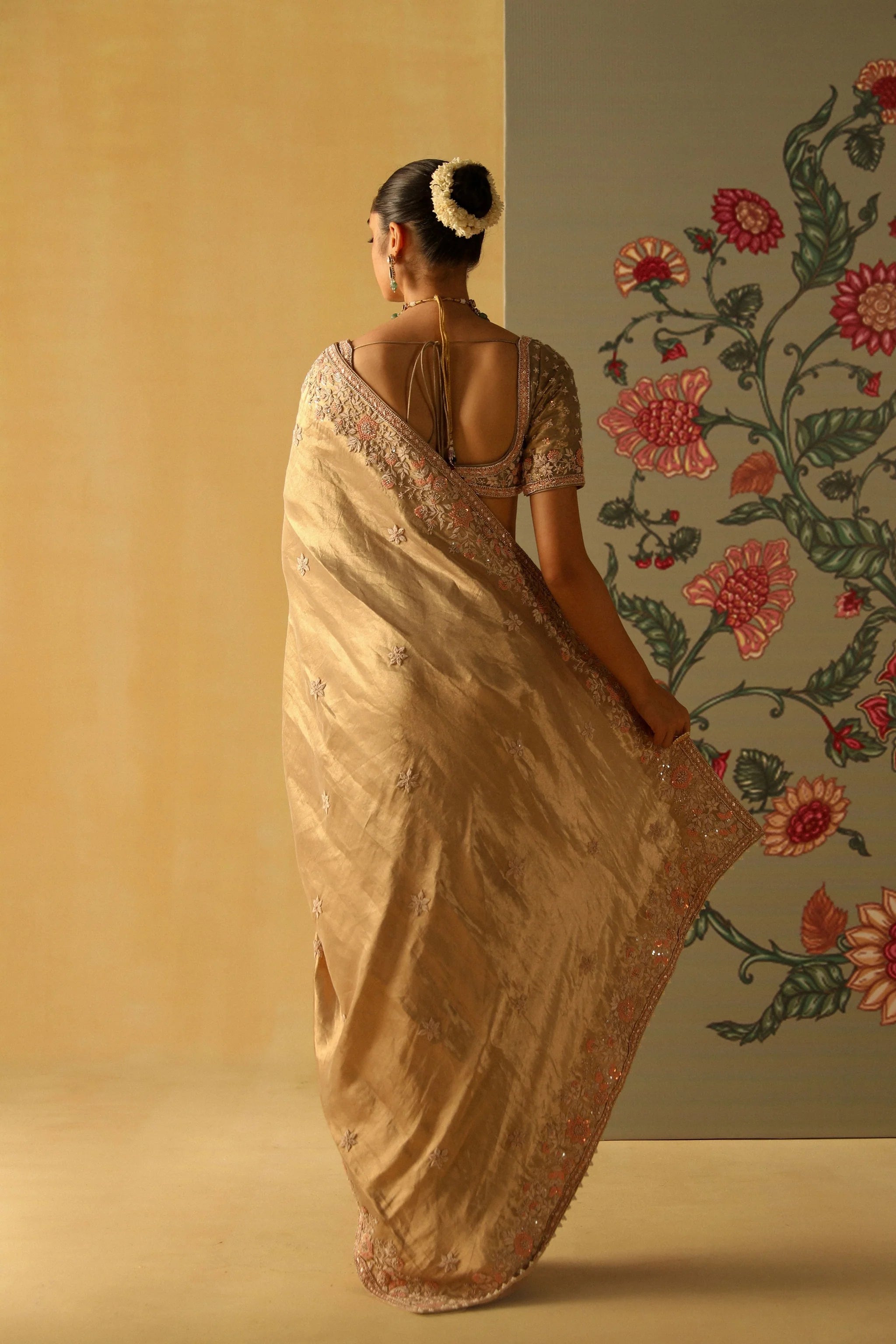 Zeenat Gold Tissue Saree Set