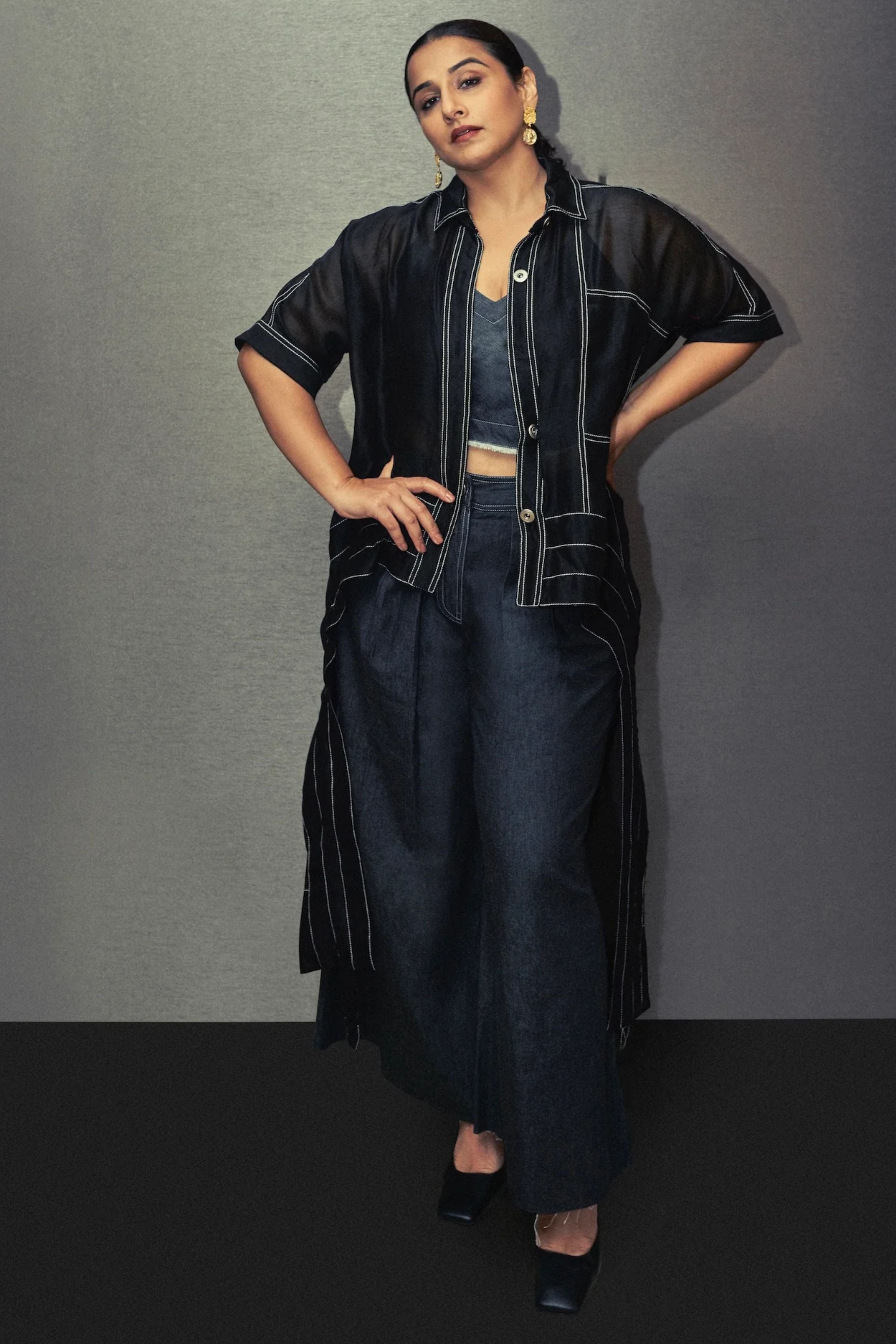 Vidya Balan In BLACK ASYMMETRICAL DRAWSTRING INVERTED U