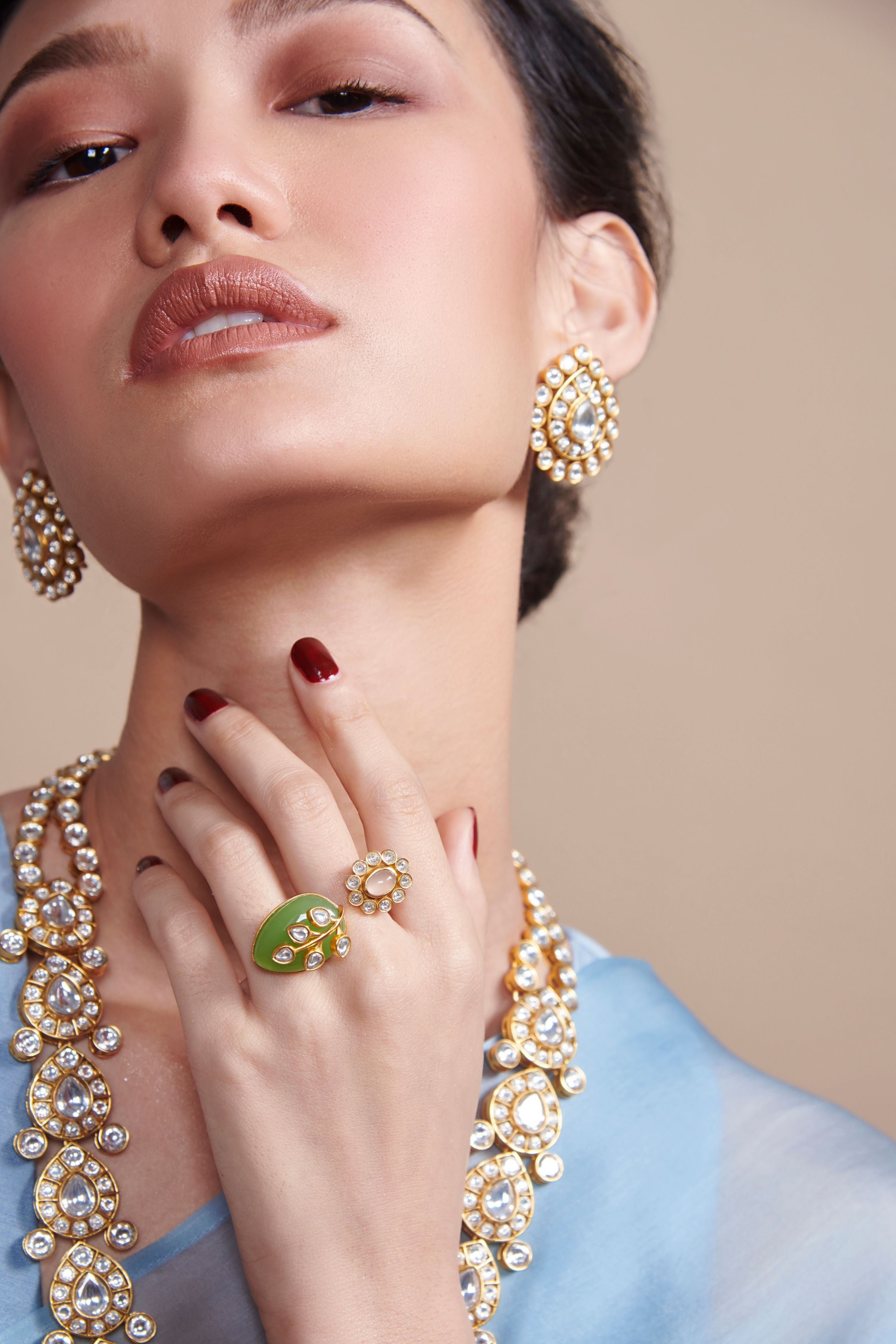 Astor Studs