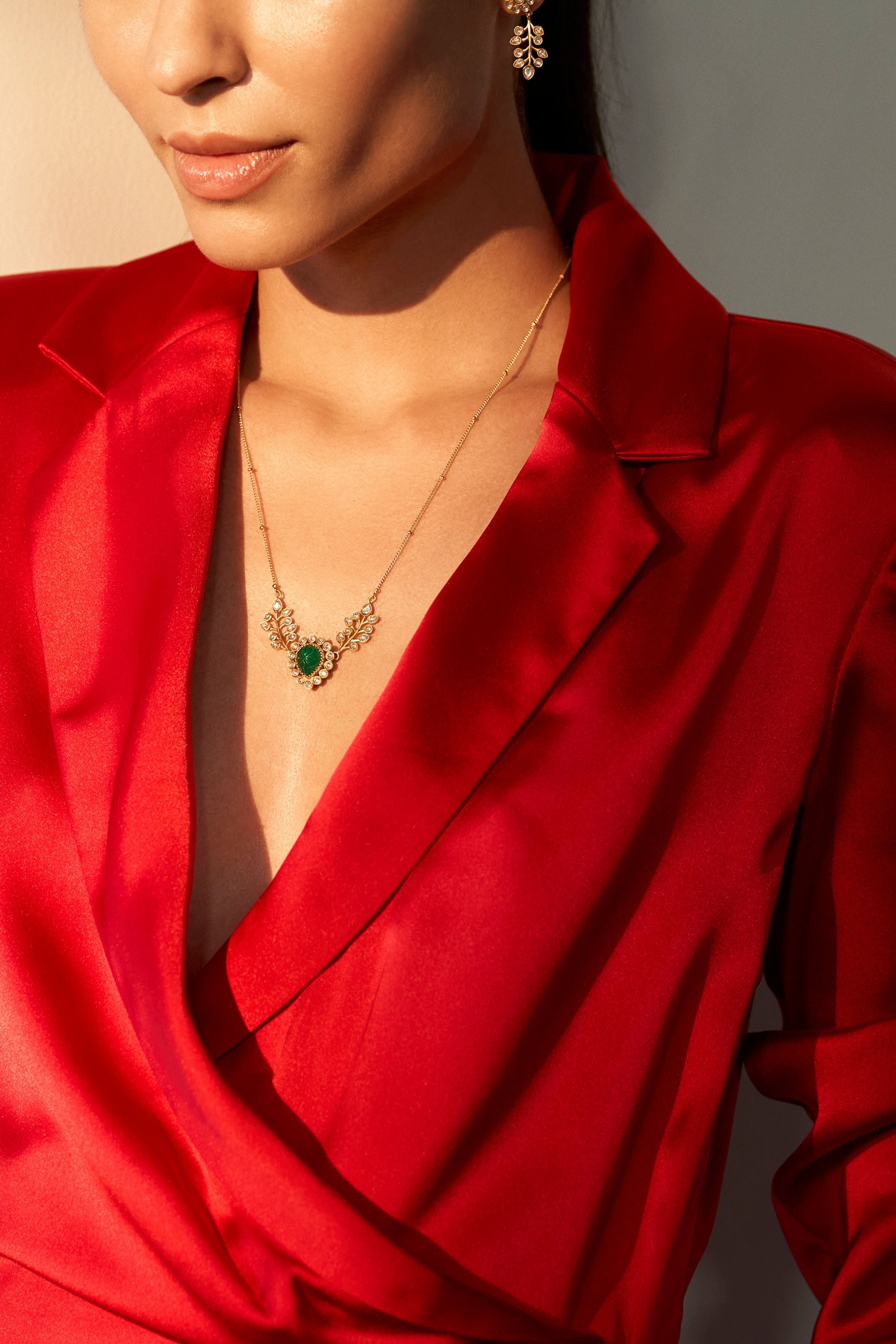 Gulmohar Dainty Necklace