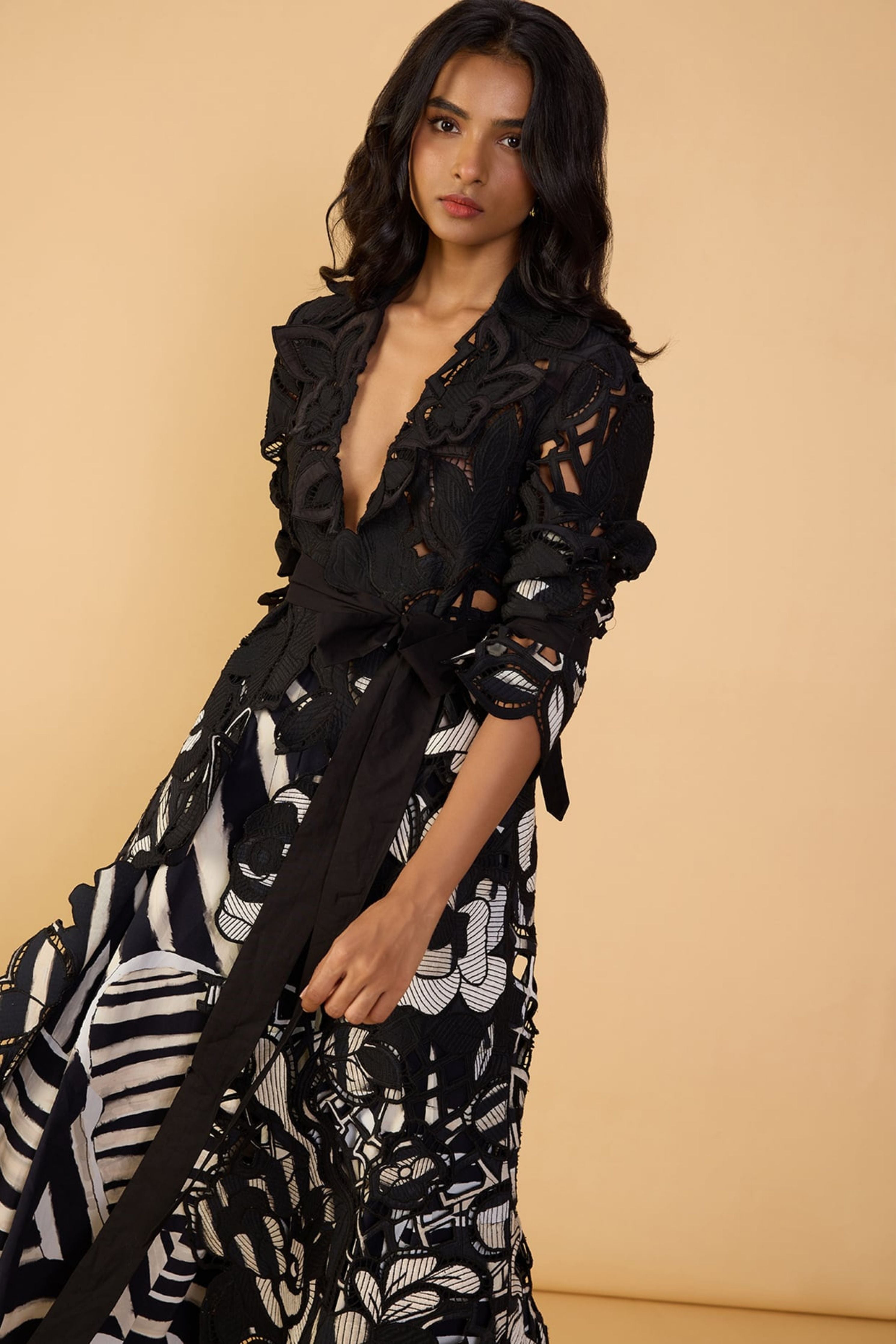 Mel Trench With Saylor Palazzo