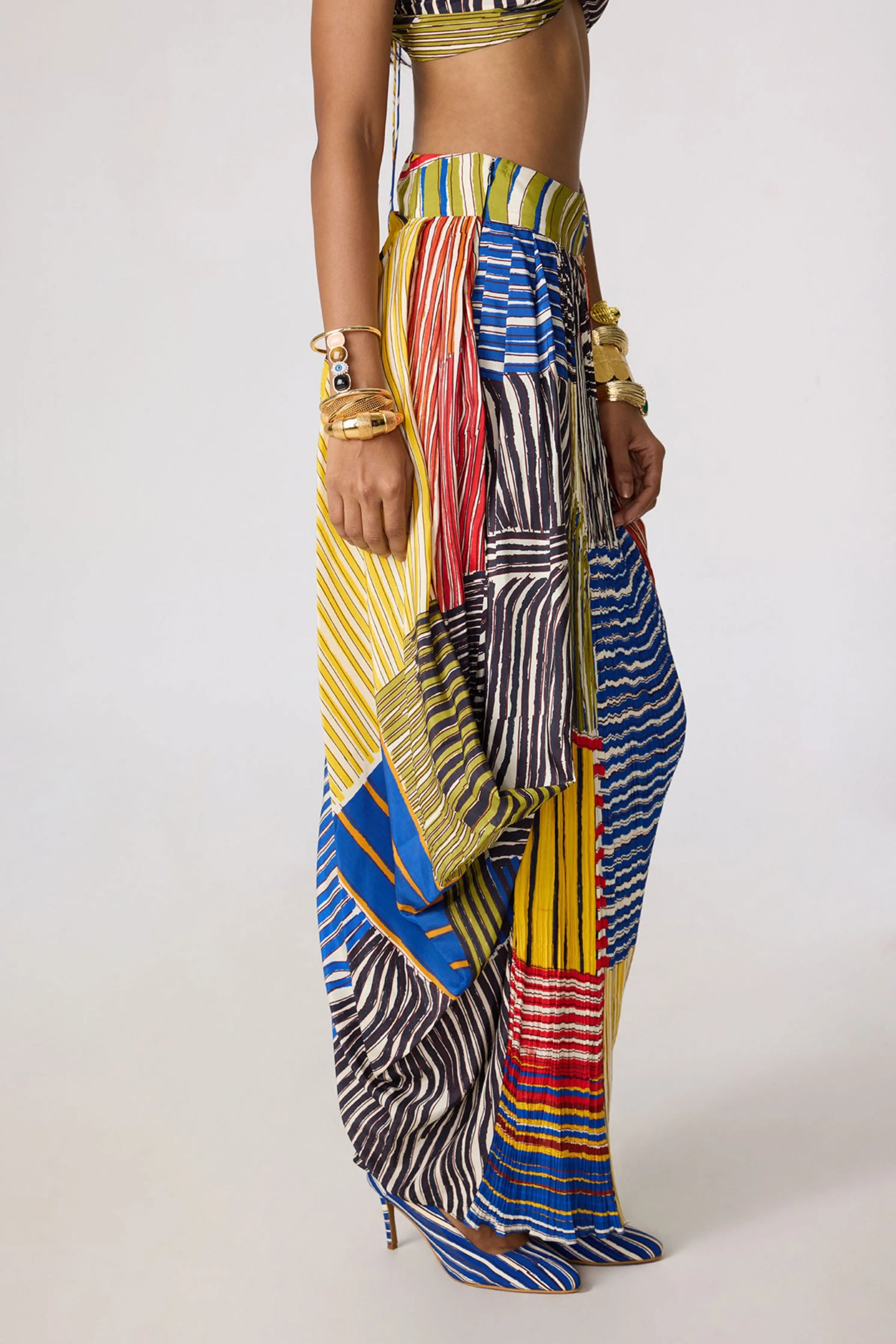 Keha Blouse With Keha Skirt