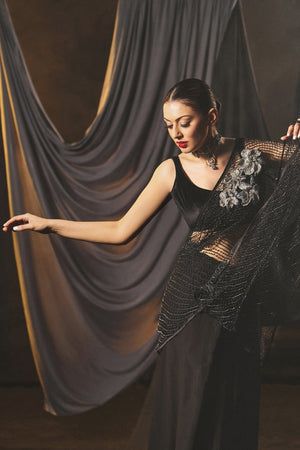 Hansika Motwani in Charcoal Pearl Weave Black Saree