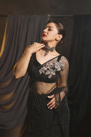 Hansika Motwani in Charcoal Pearl Weave Black Saree