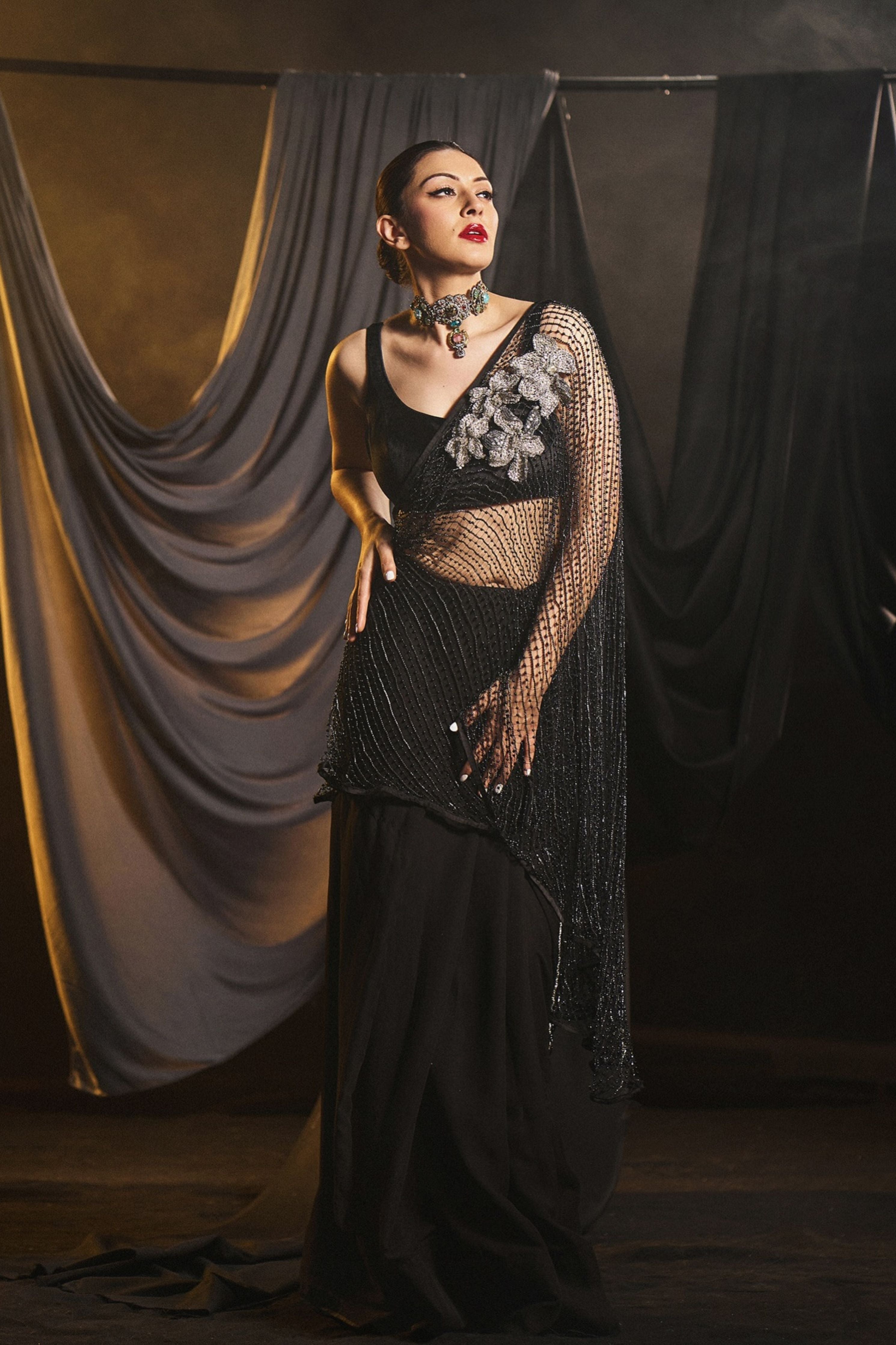 Hansika Motwani in Charcoal Pearl Weave Black Saree