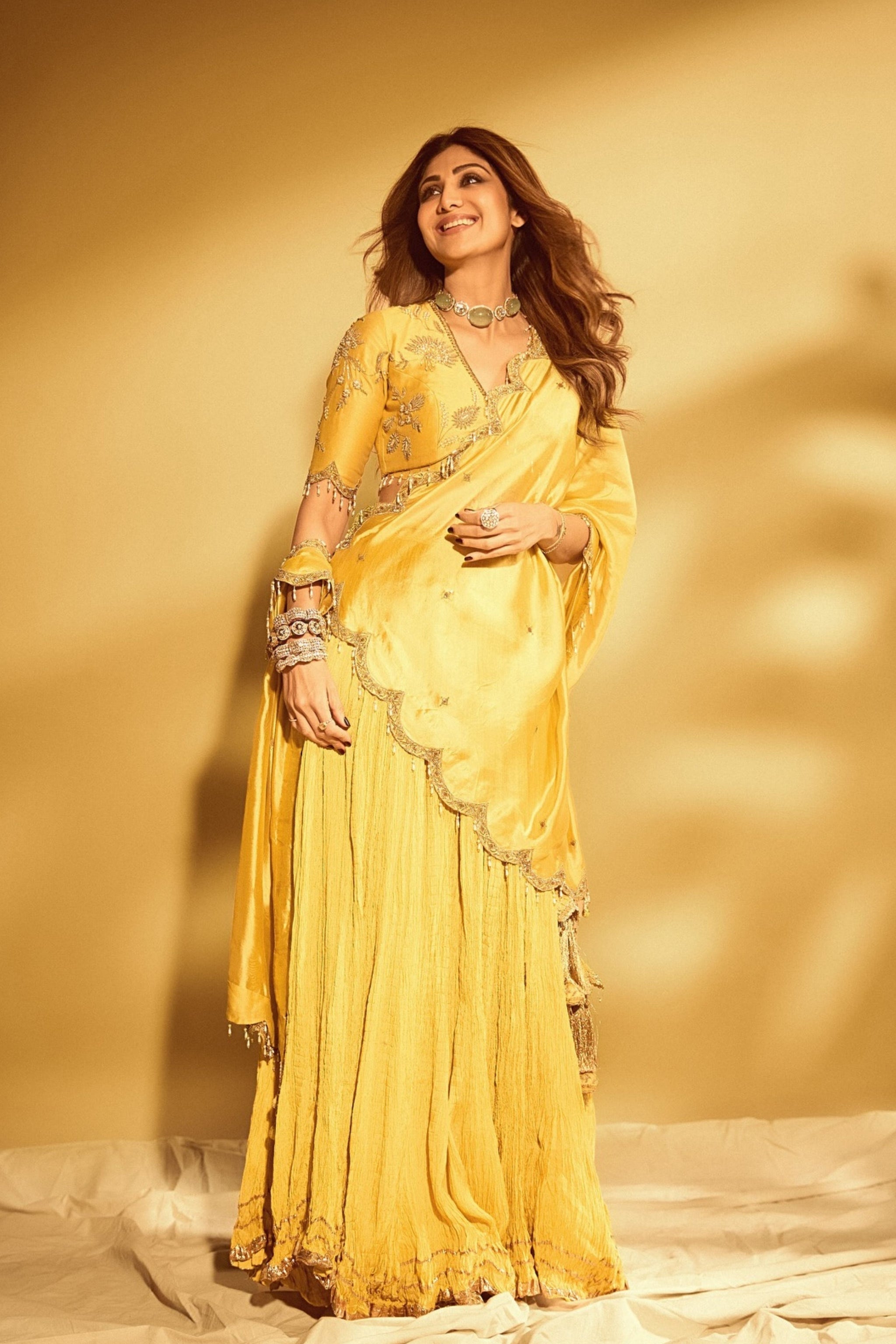Shilpa Shetty In Pakeezah Zardosi Buta Lehenga Sunehra