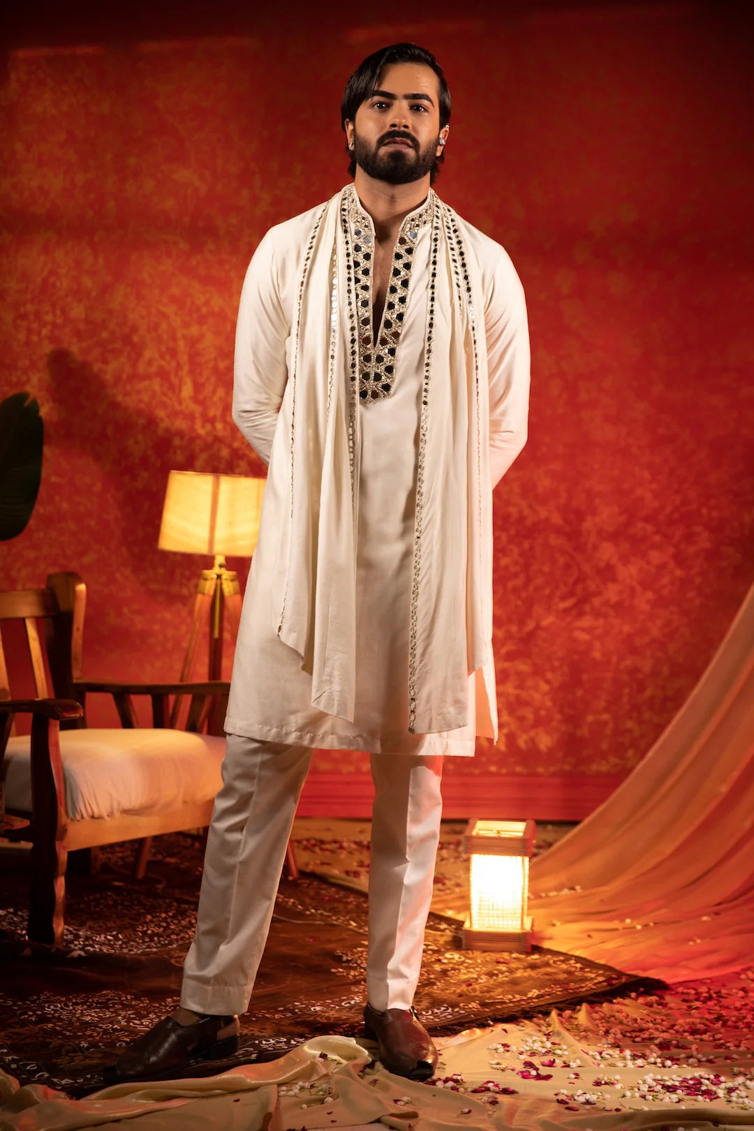 Nagarjuna In Linear Rust Stole Set