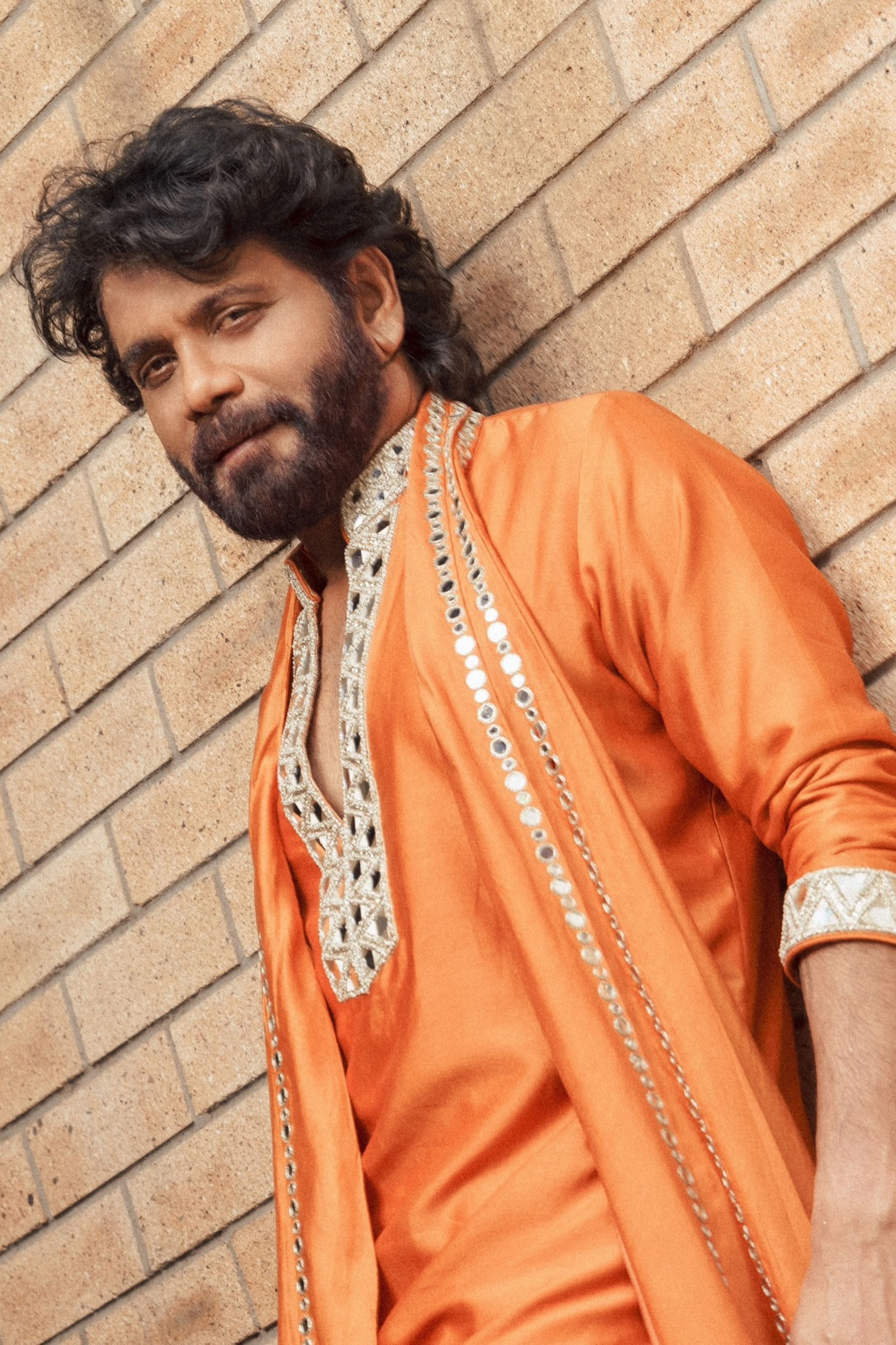 Nagarjuna In Linear Rust Stole Set