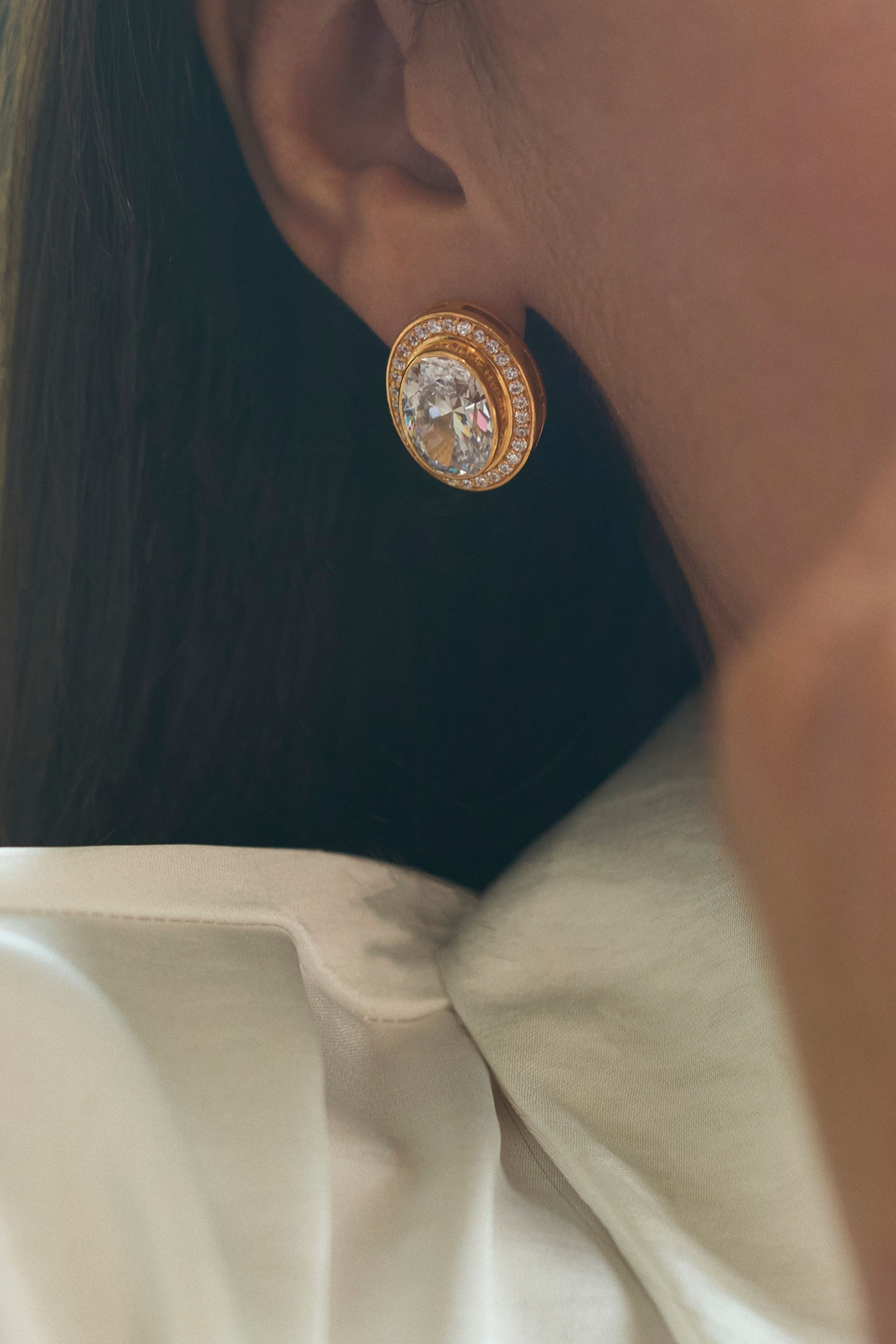 Numisma Studs