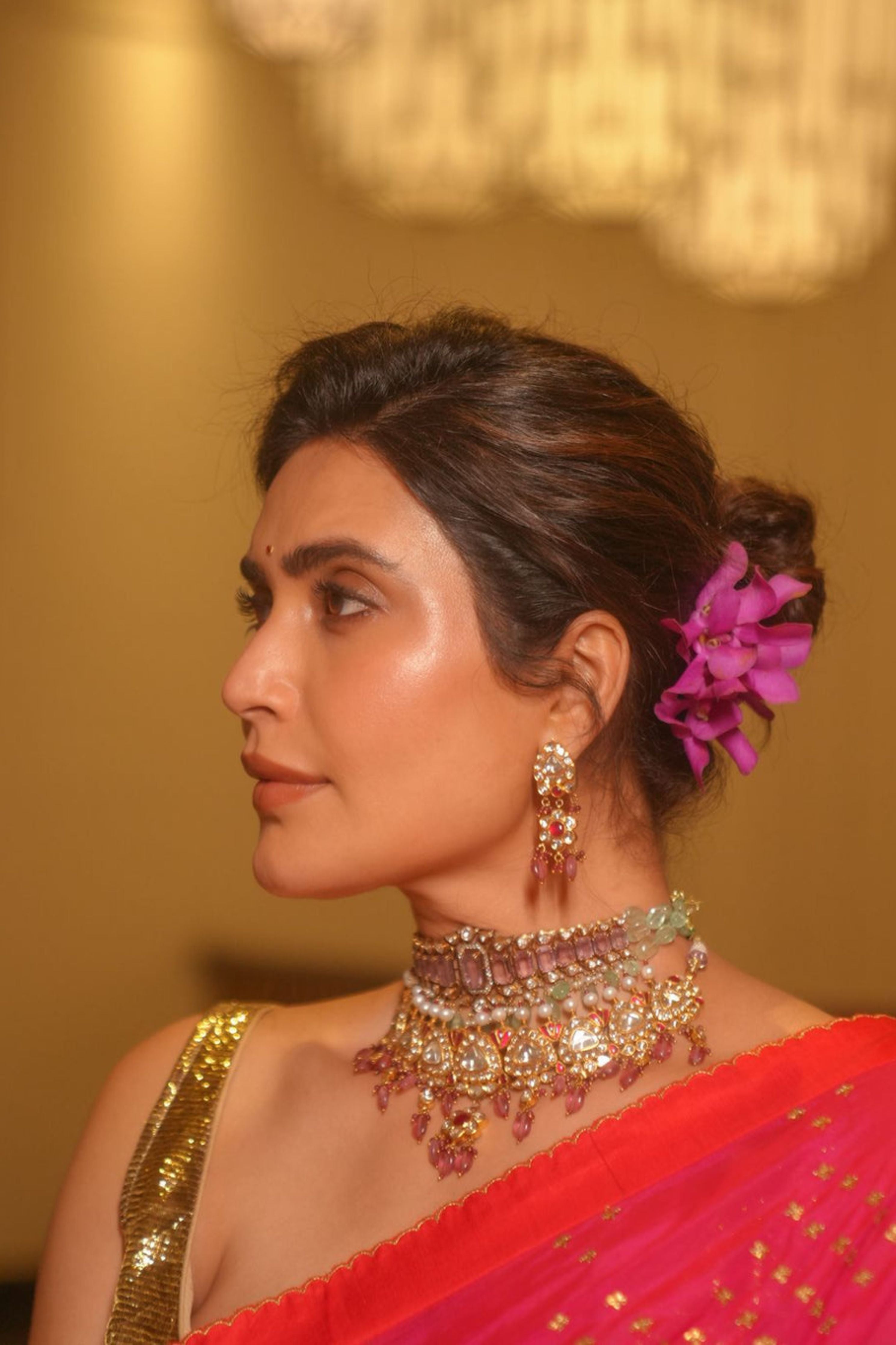 Karishma Tanna in Gulabi Taara Saree And Blouse