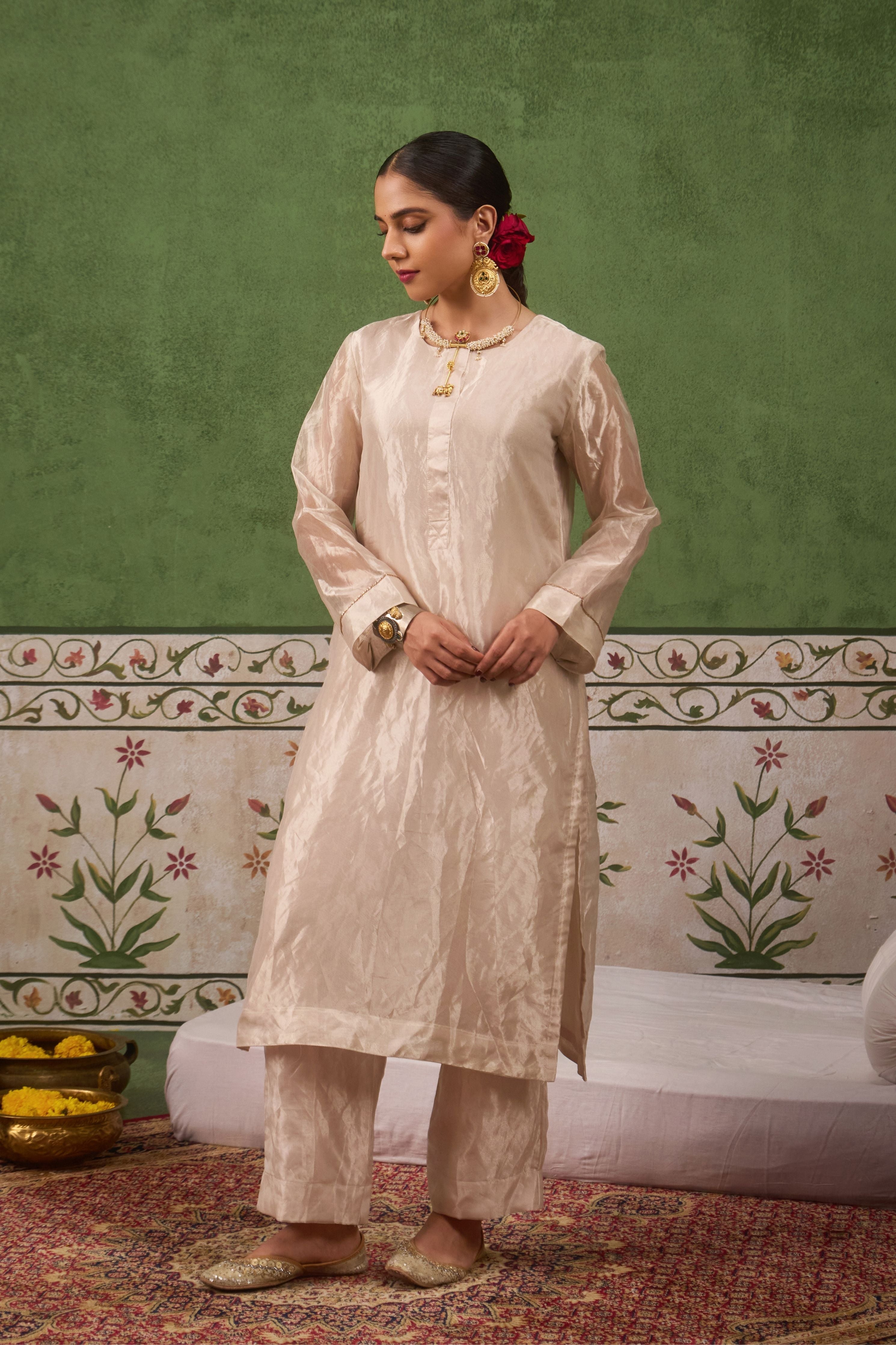 Inayat 2.0 Silver Tissue Kurta Set