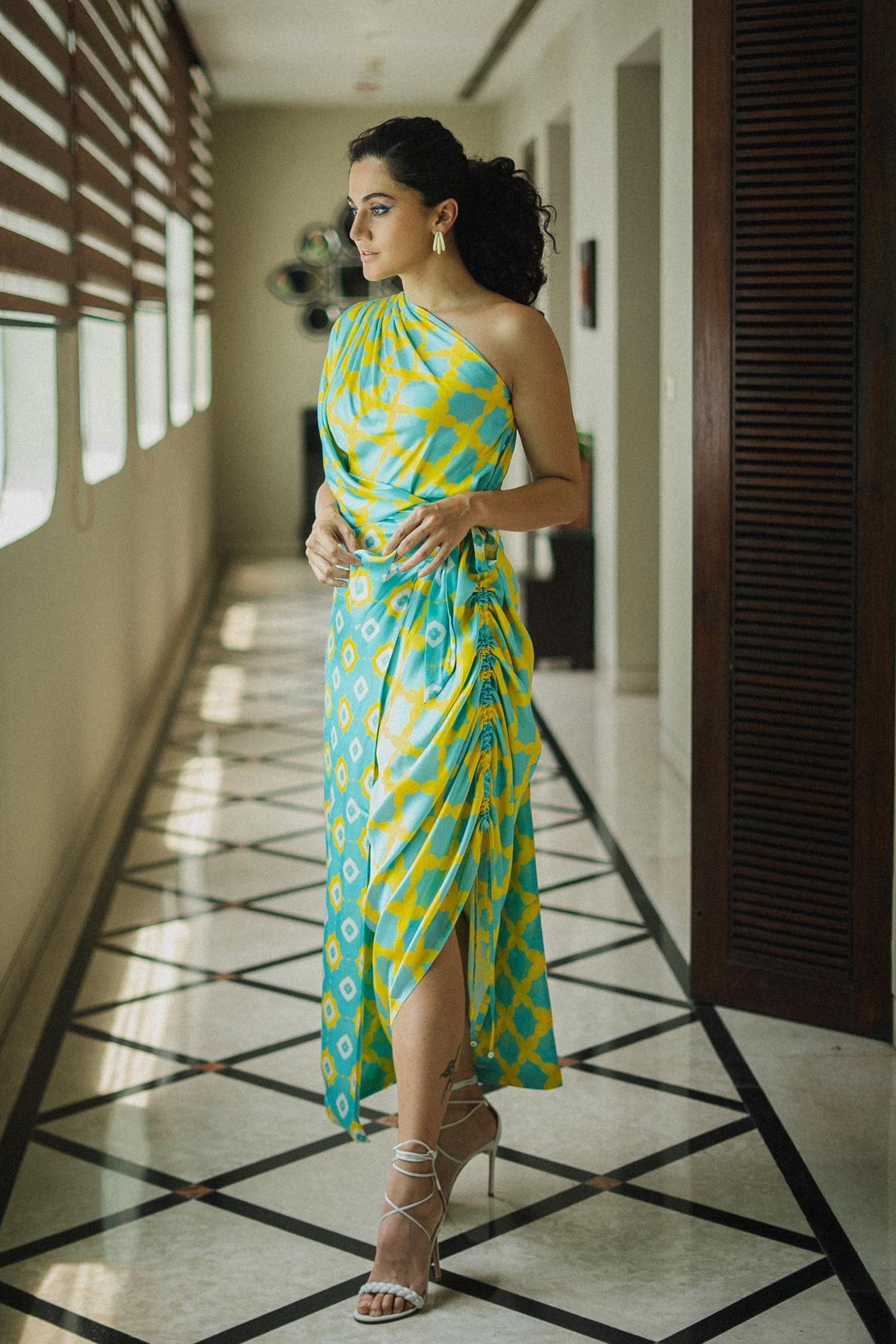 Tapsee Pannu IN SORENTO KAFTAN