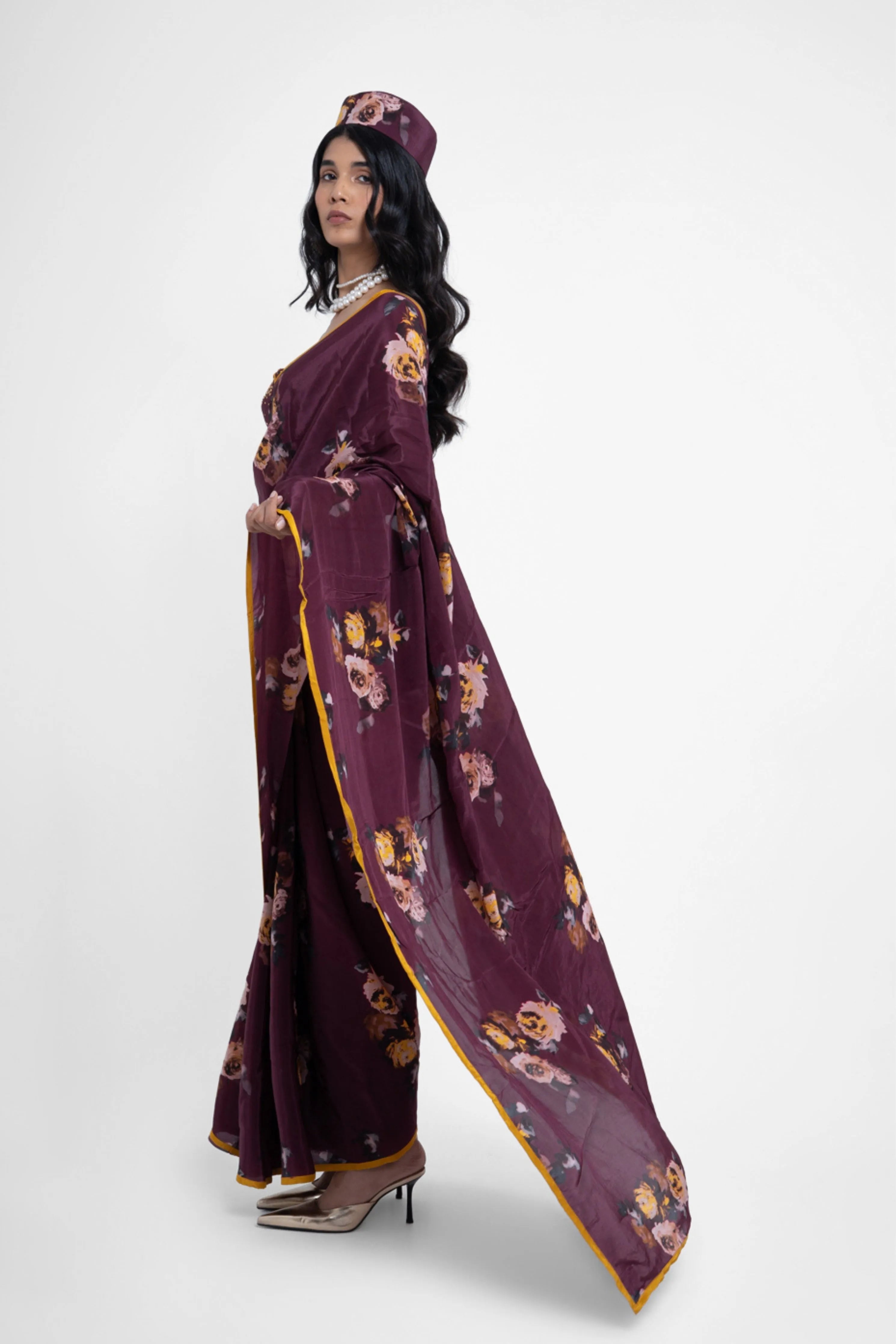 Monika Saree