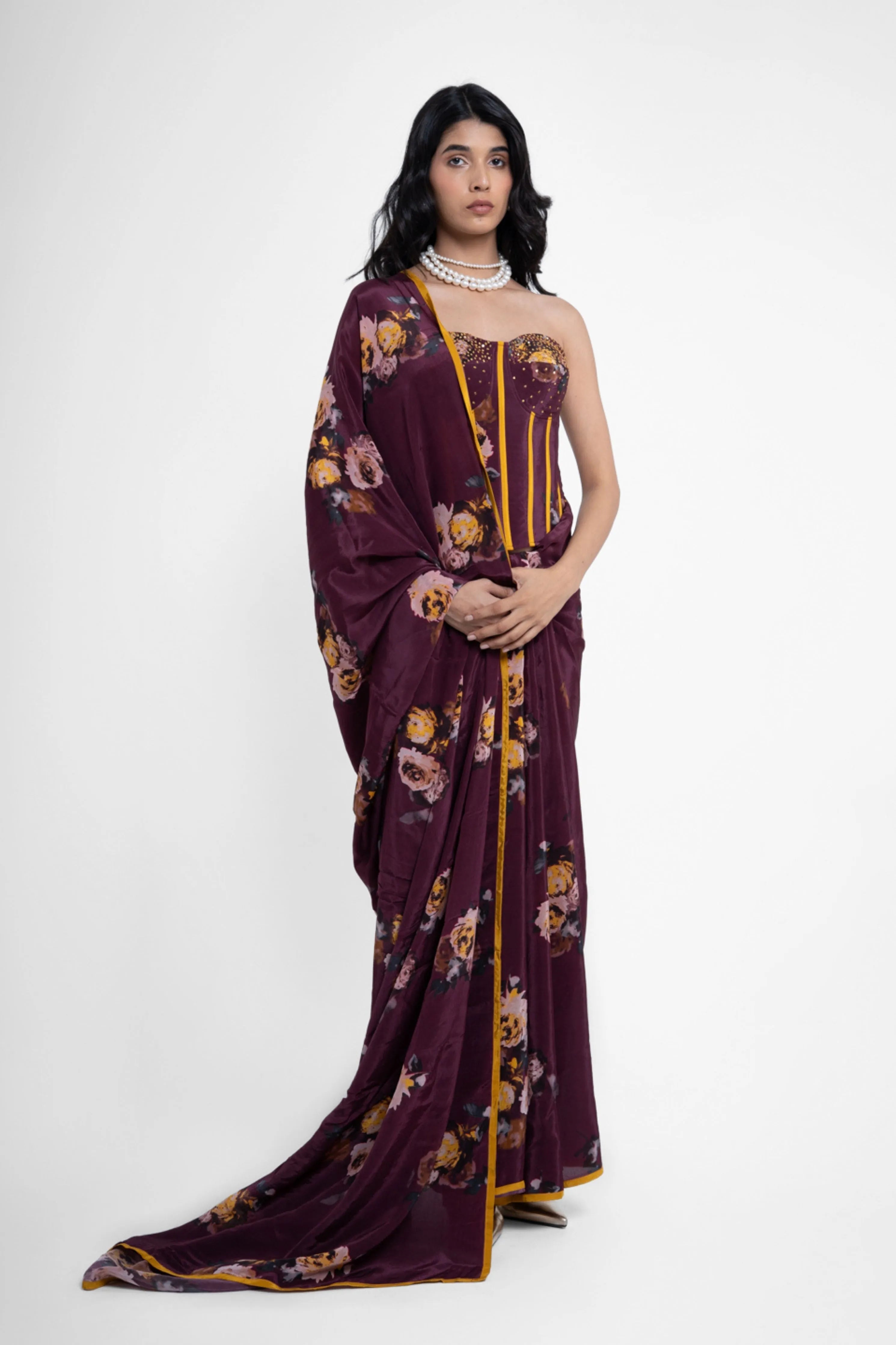Monika Saree