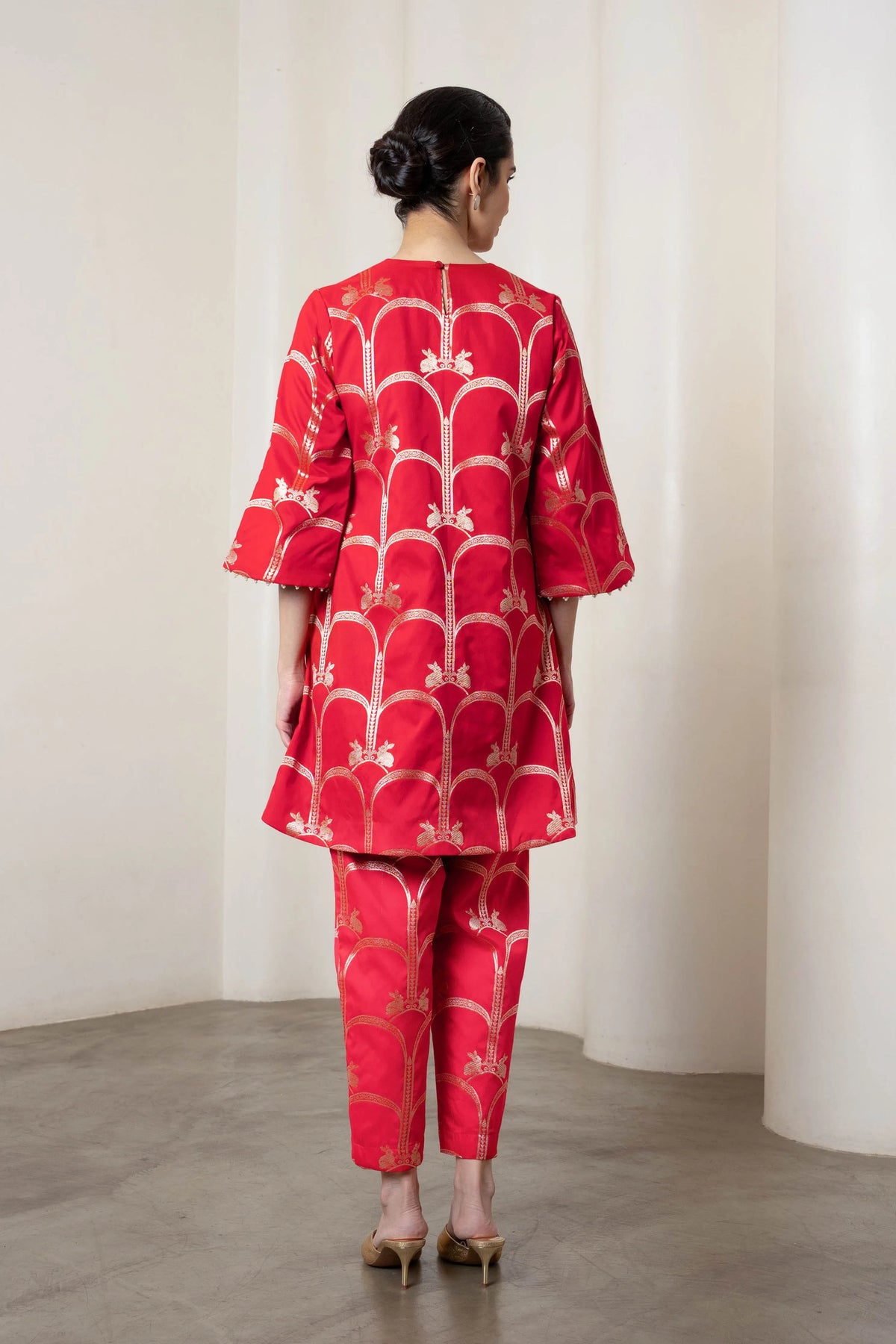 Aanika Kurta Set