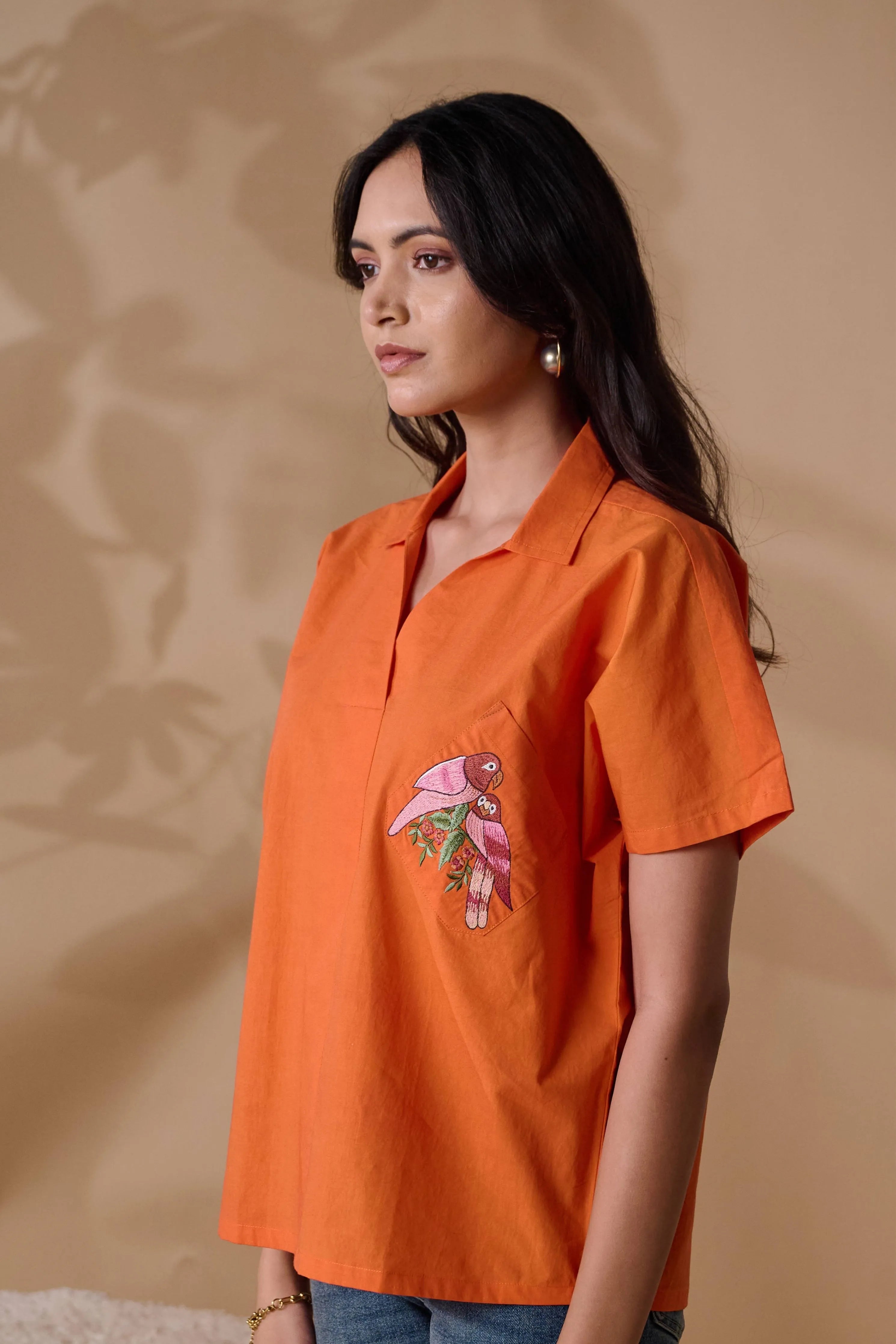 Sunset Parrot Top