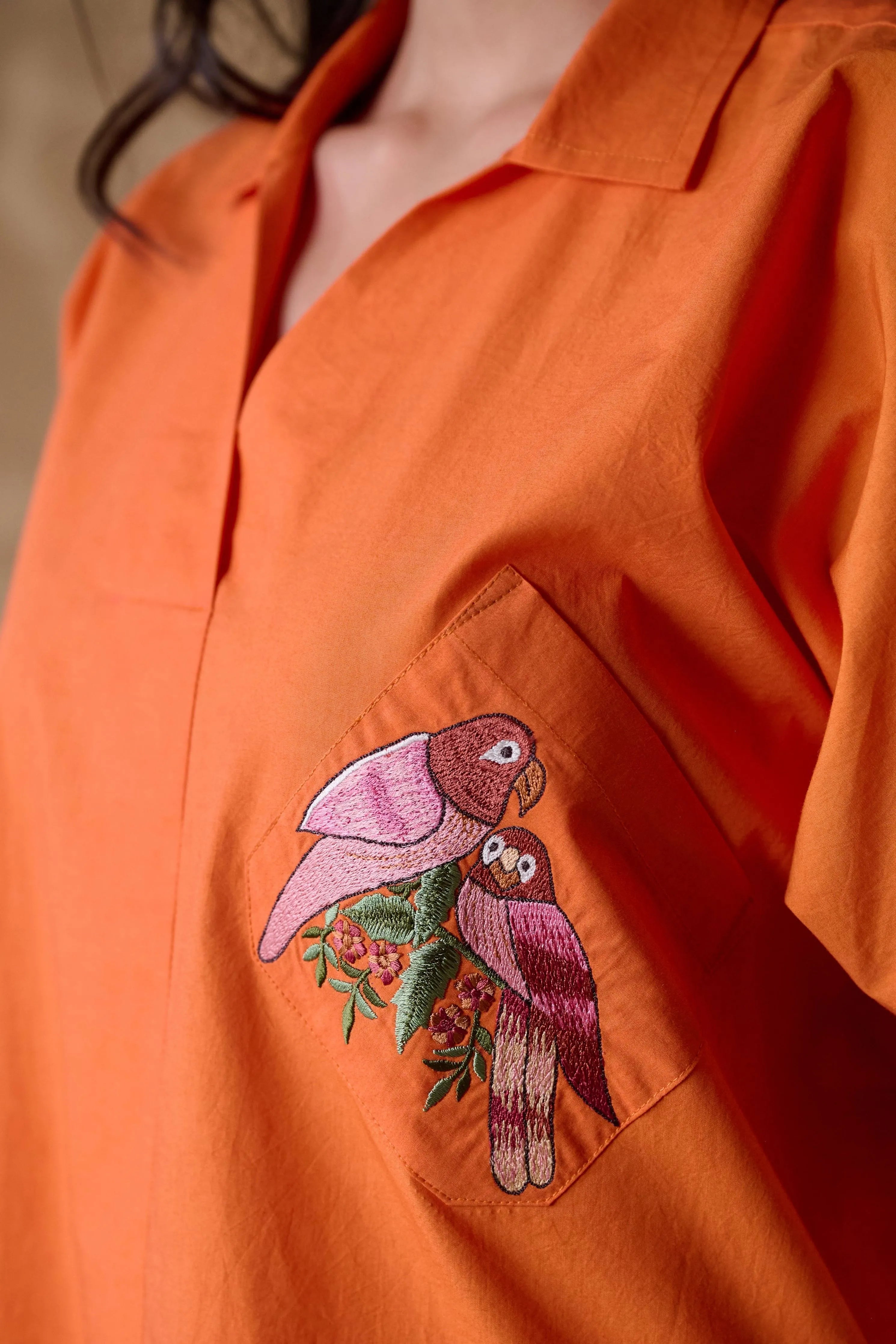 Sunset Parrot Top