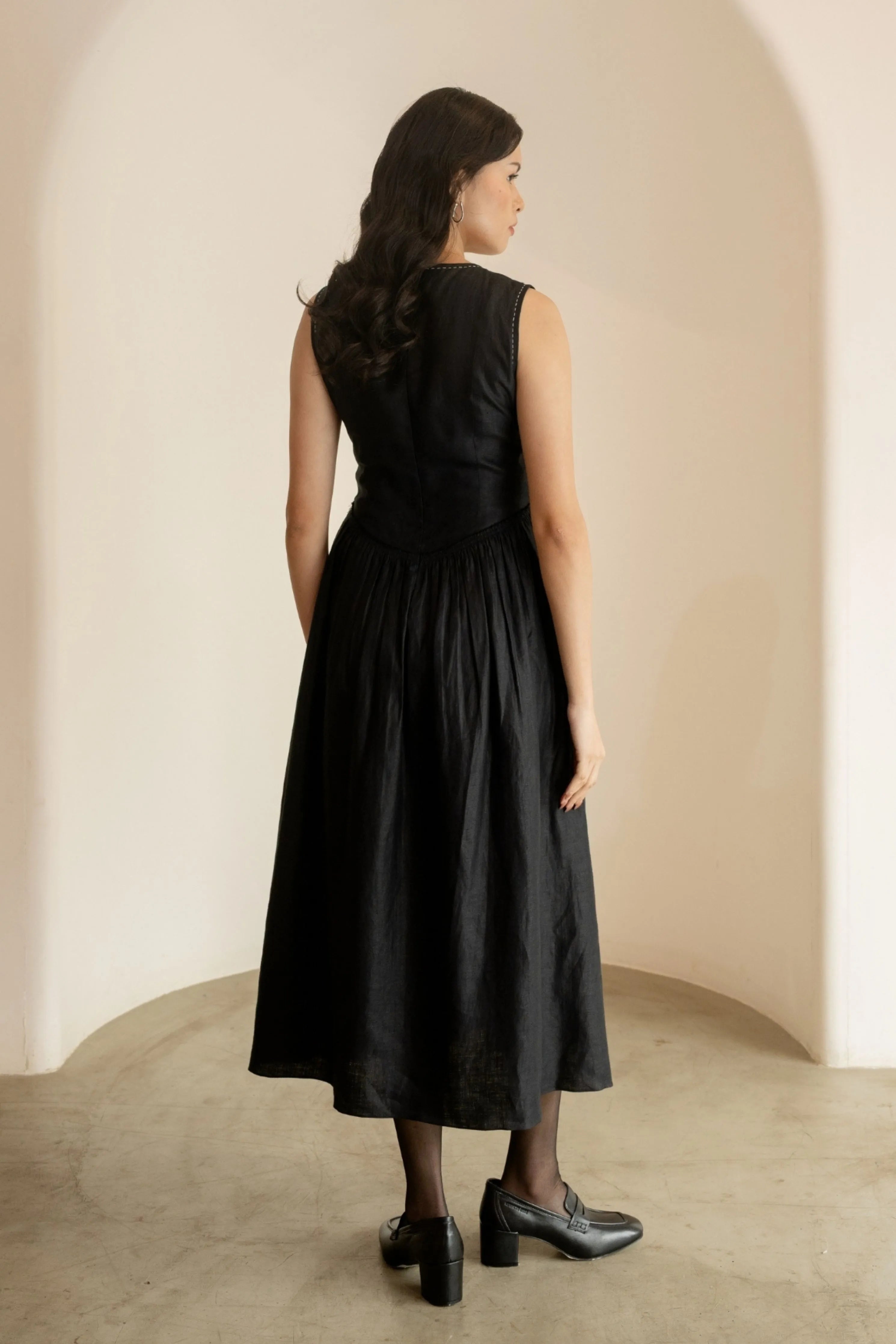 Ebony Black Midi Dress
