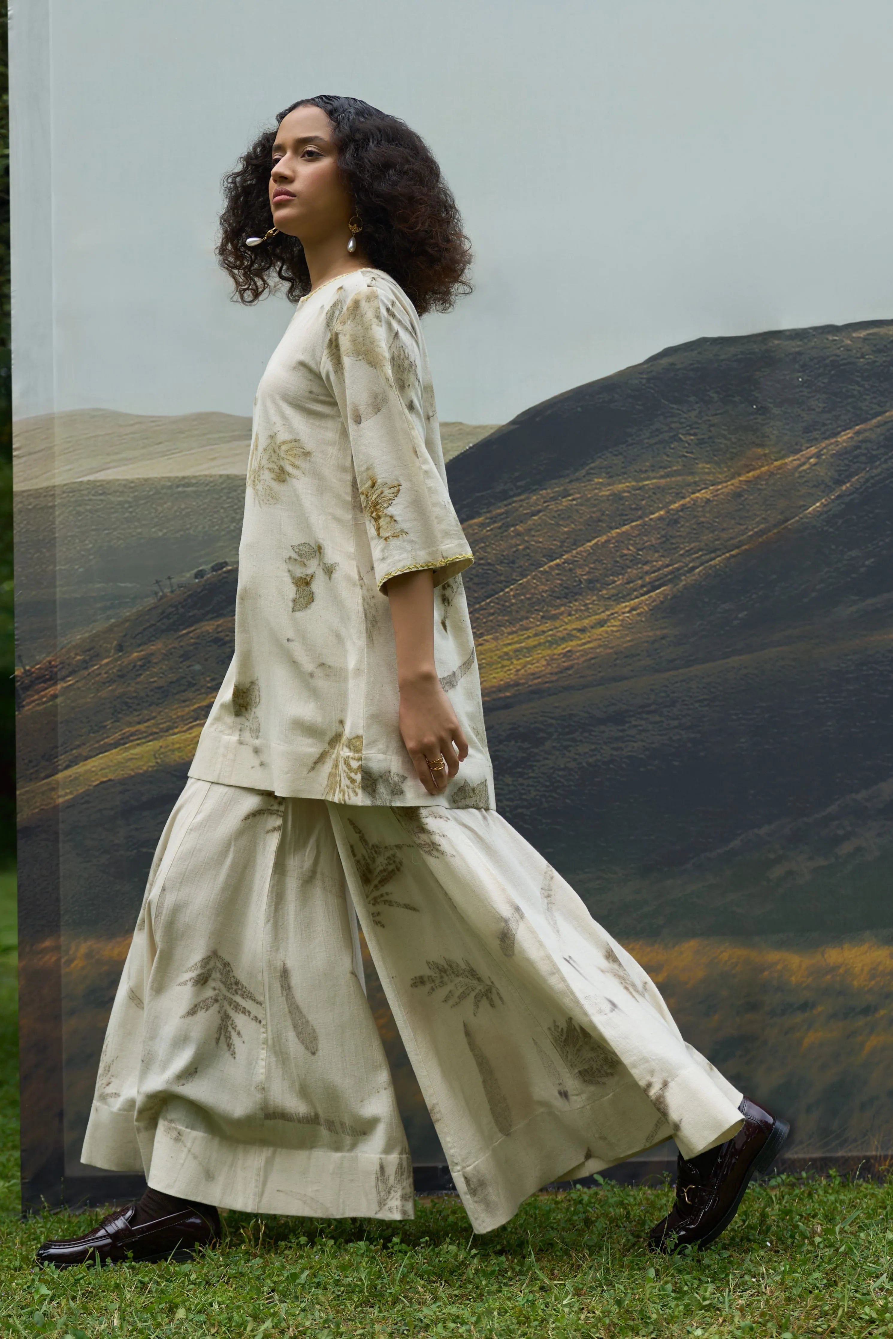 Live Leafy Sharara Pants