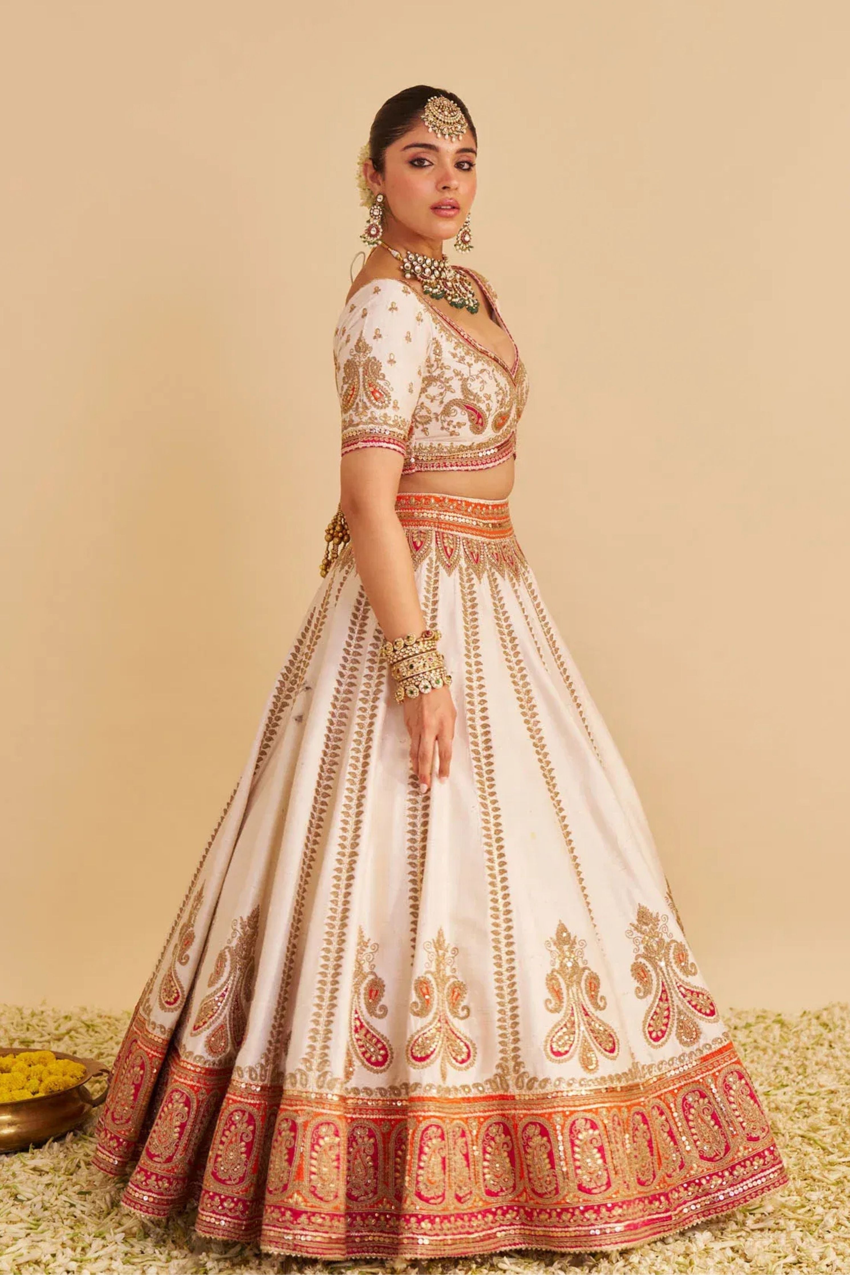 Amara  Daisy Ivory Lehenga   Set