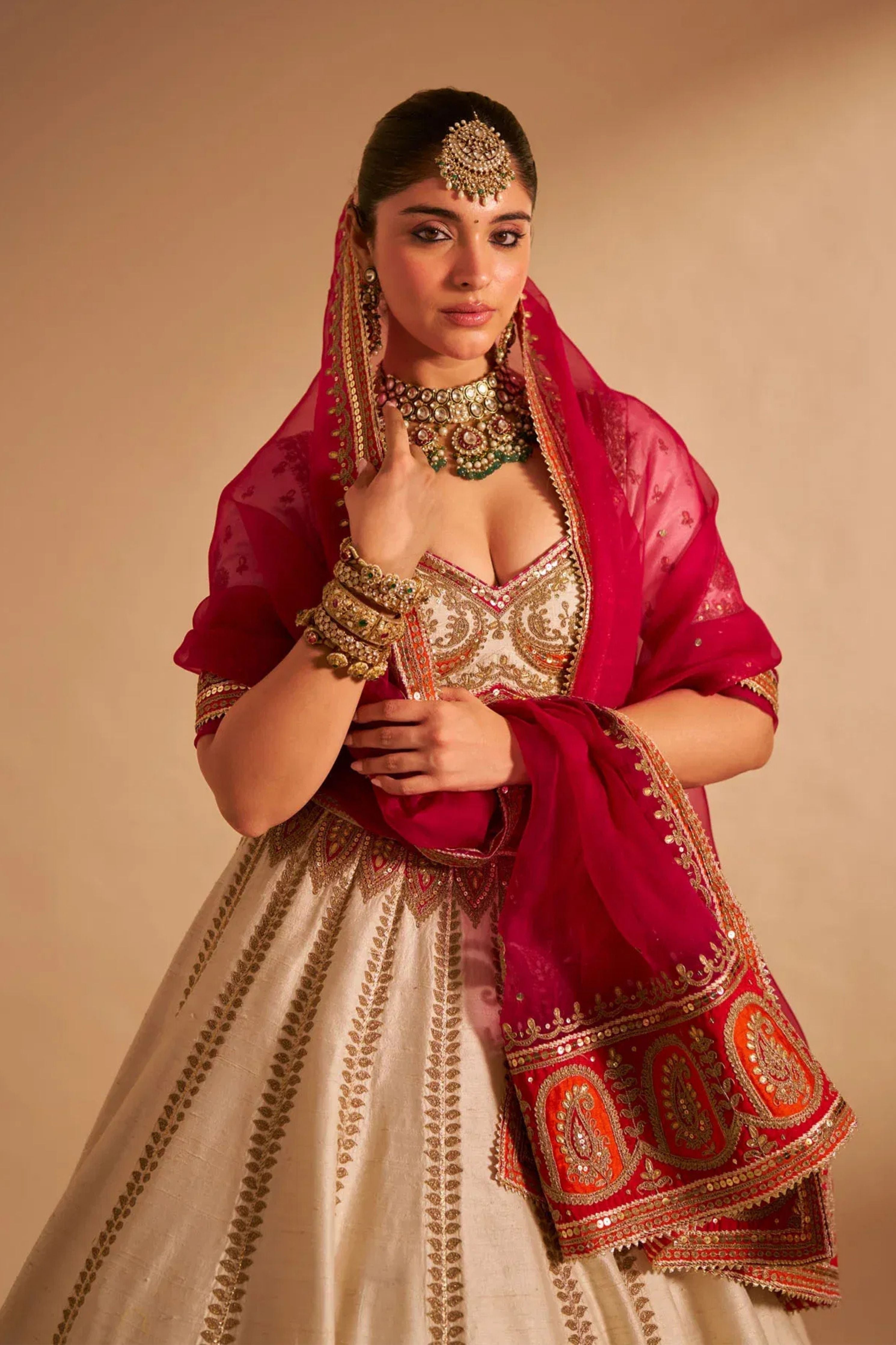 Amara  Daisy Ivory Lehenga   Set