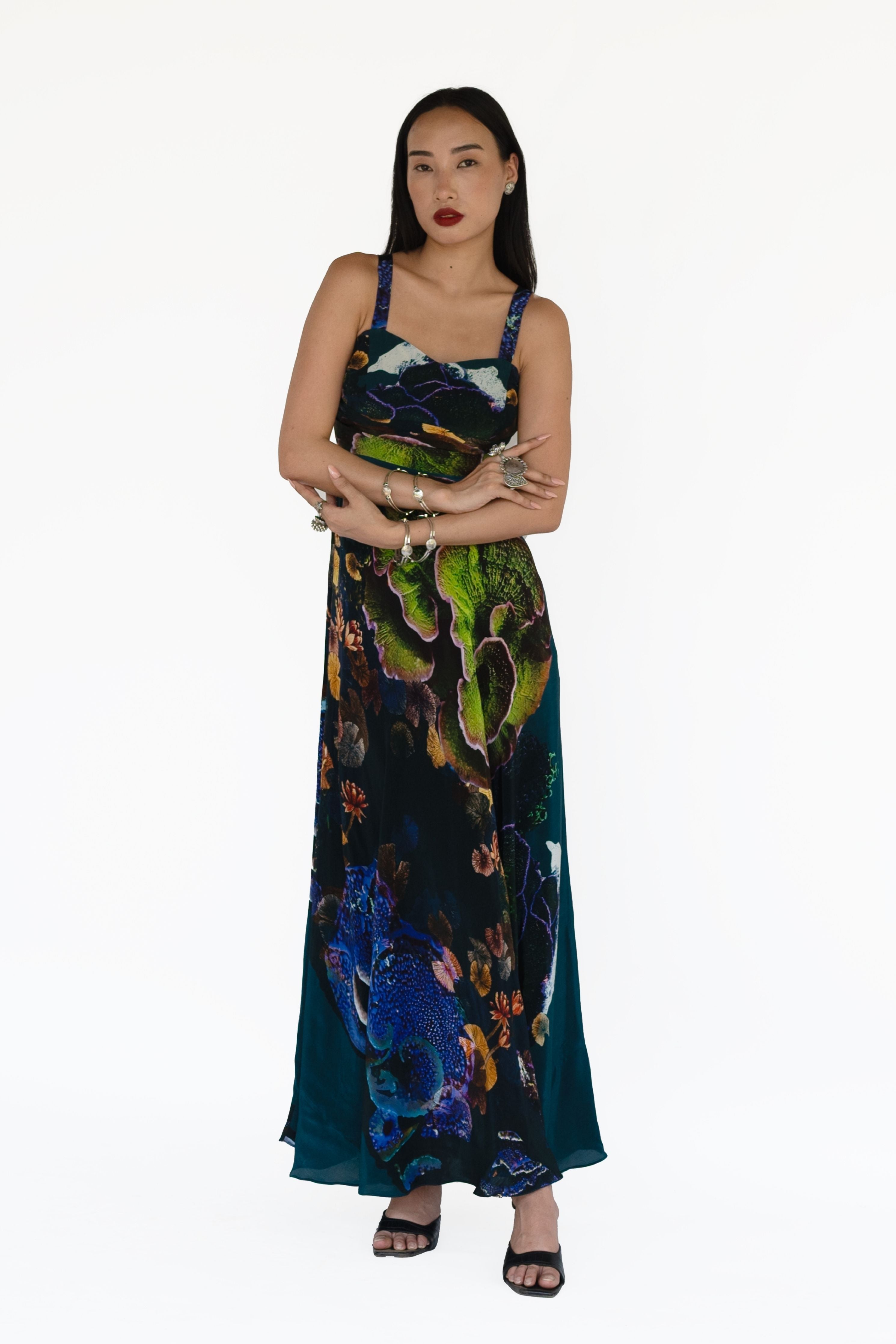 Aroi Dress