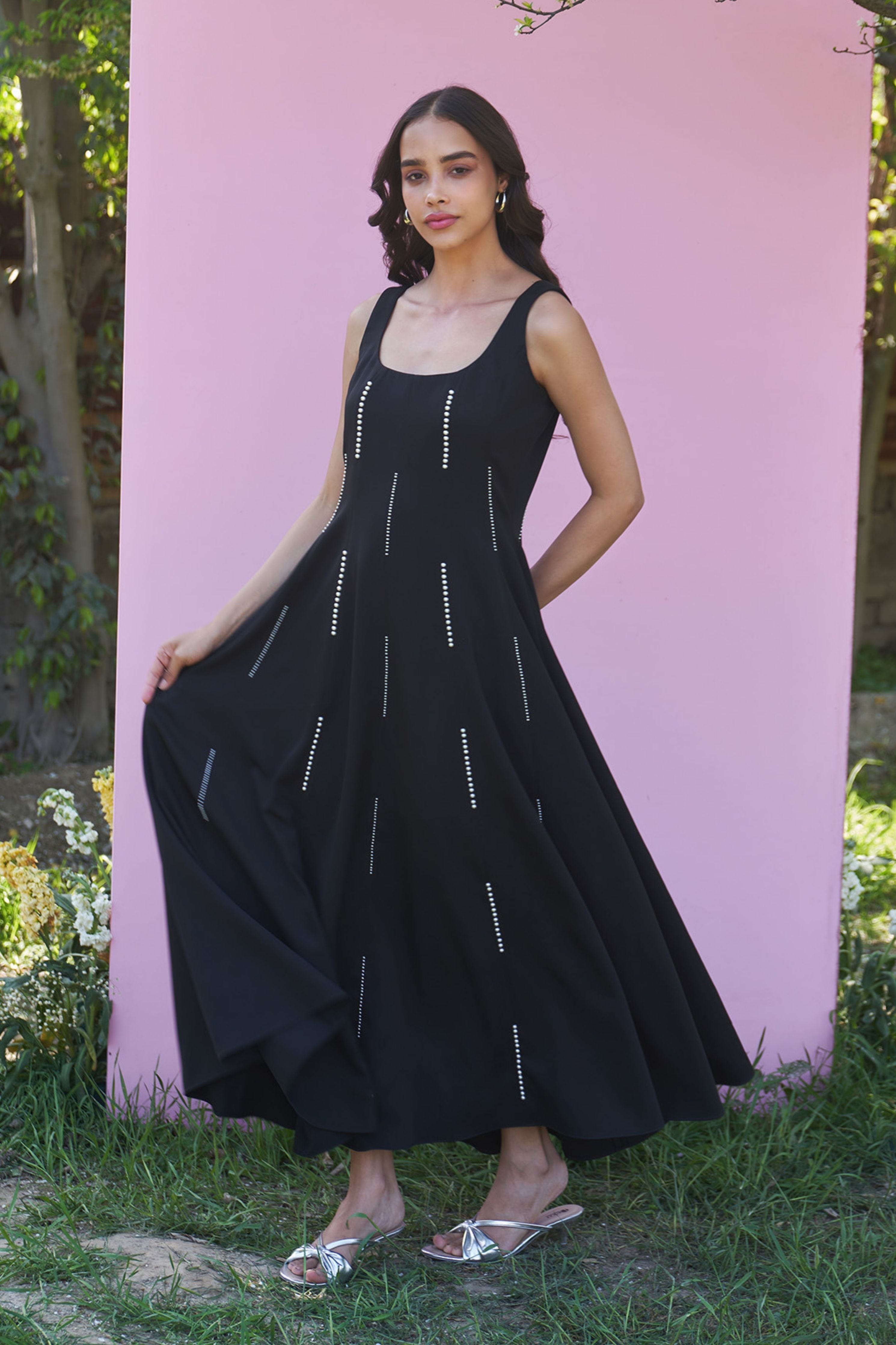 Caroline Black Midi Dress
