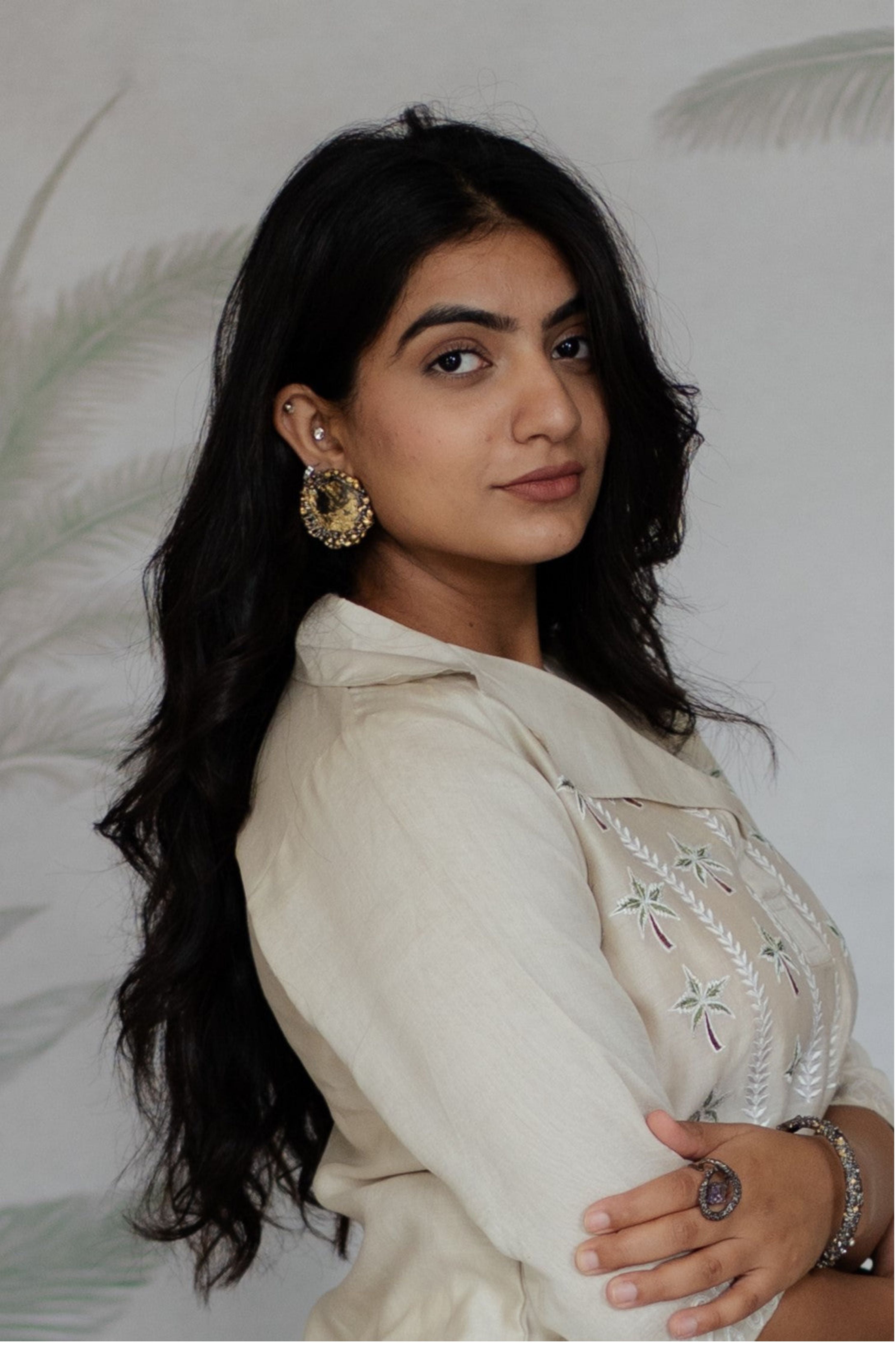 Two Tone Bubbly Crater Studs Black And Gold