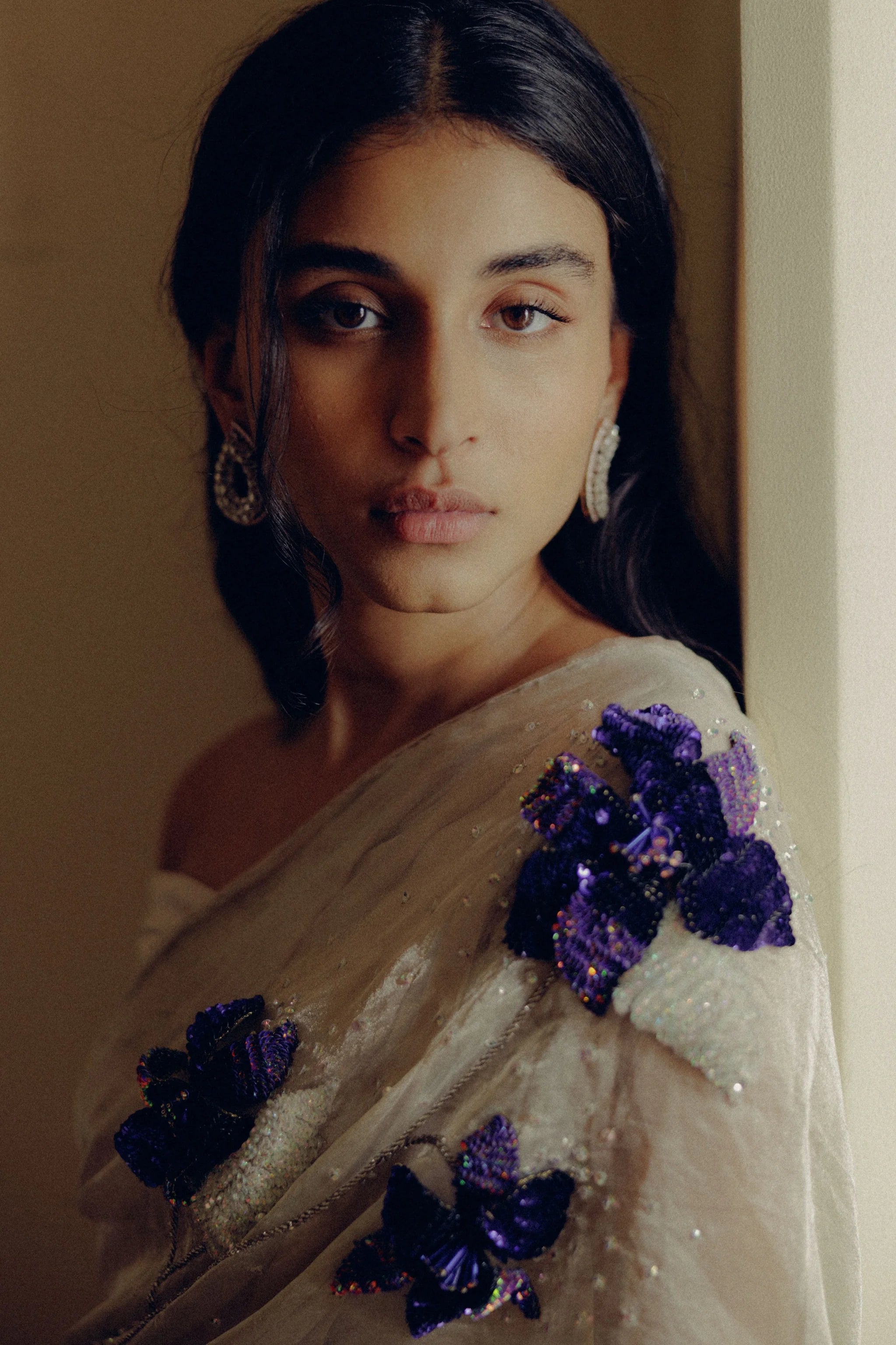 Silver 3d Flower Saree