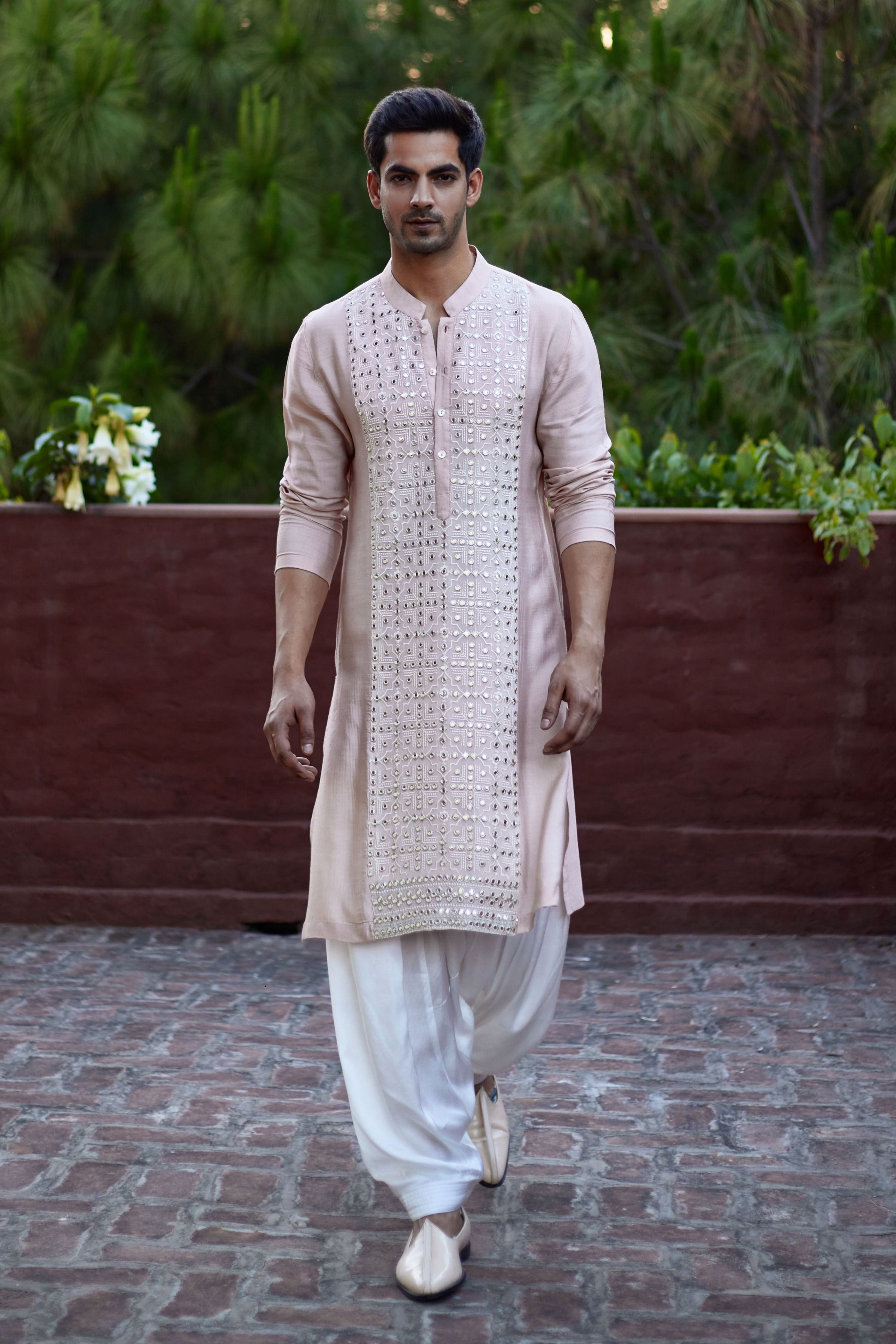Sajid Kurta  In Dusty Peach